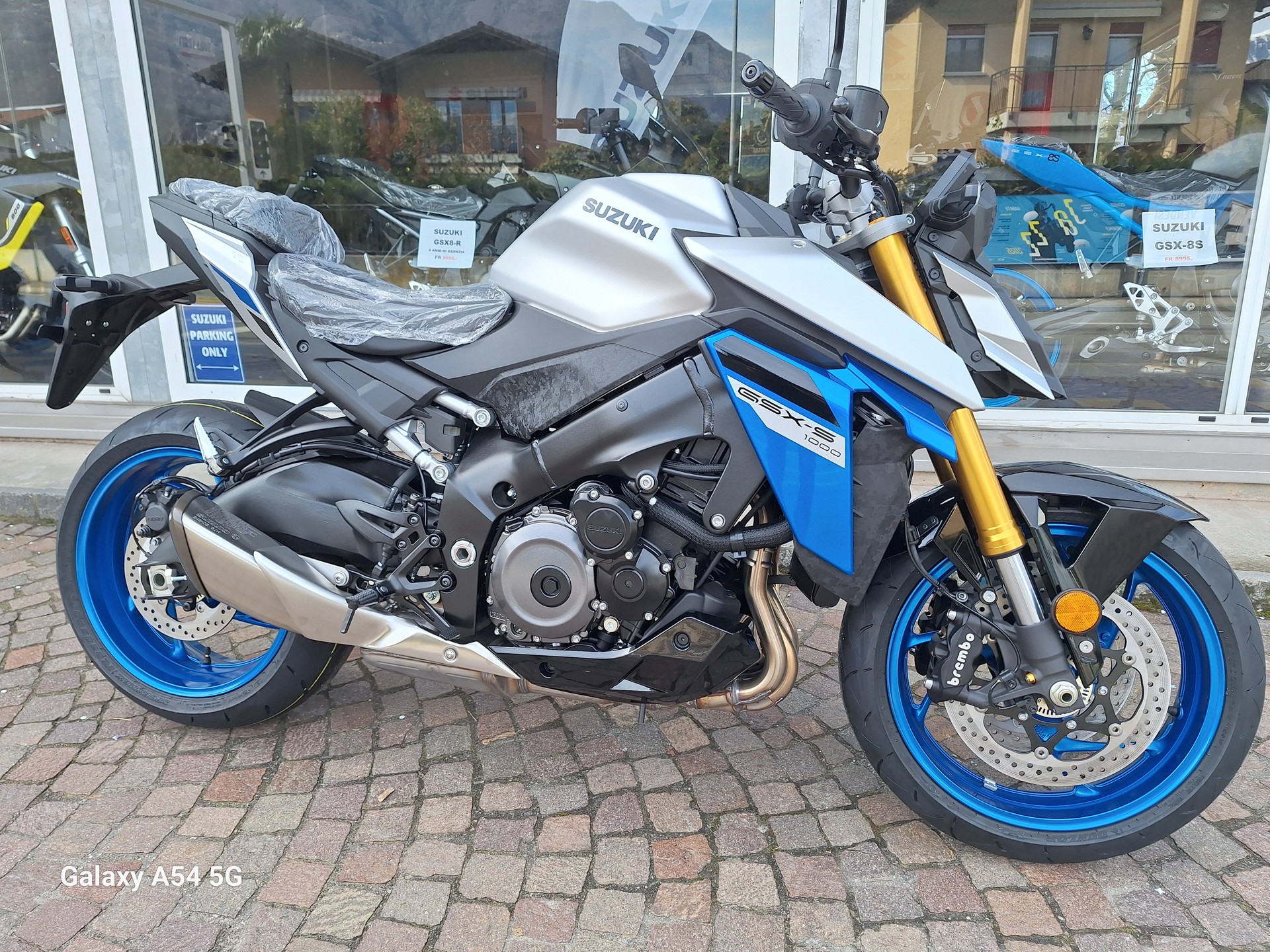 SUZUKI GSX-S 1000