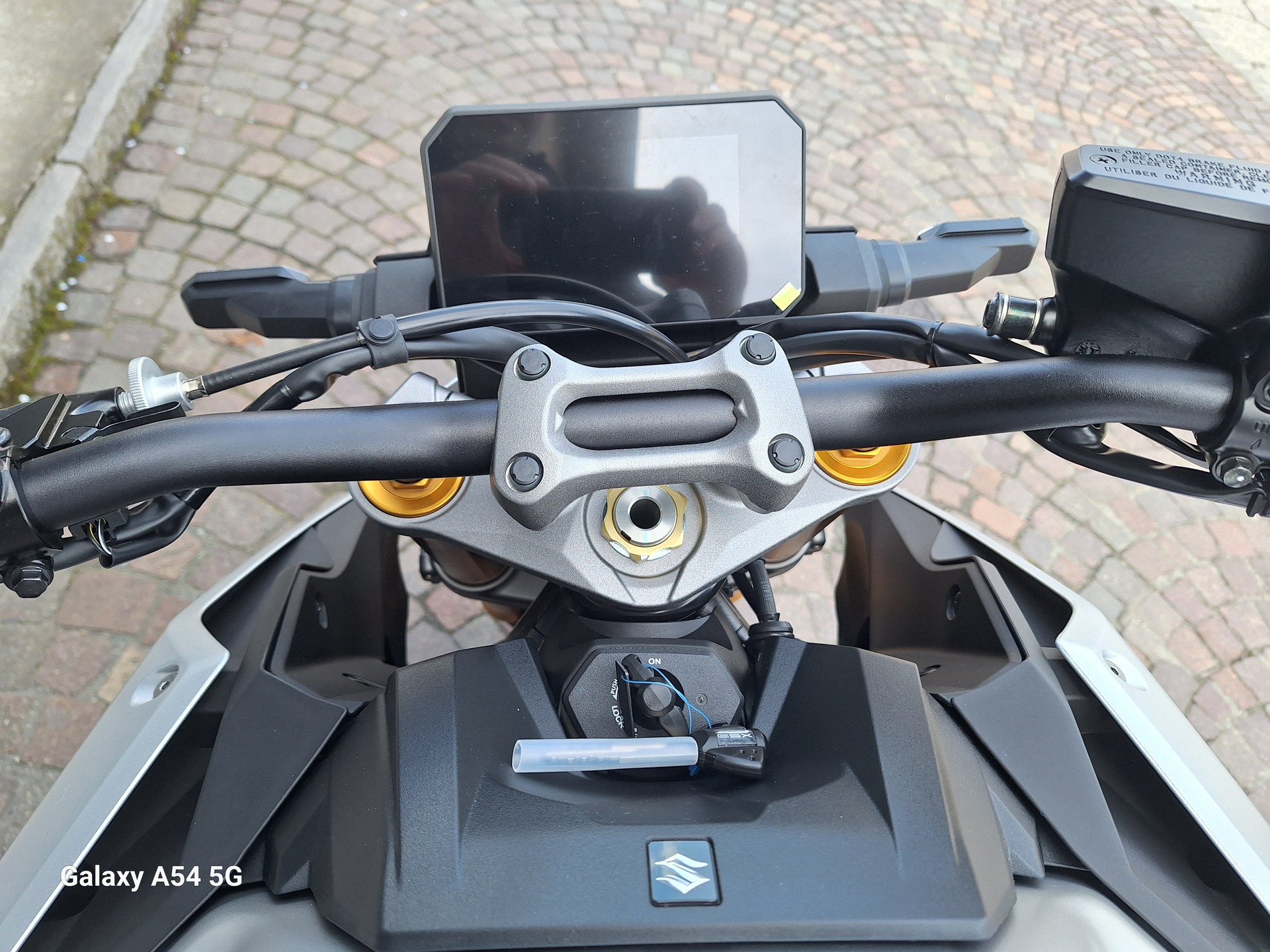 SUZUKI GSX-S 1000-image-3