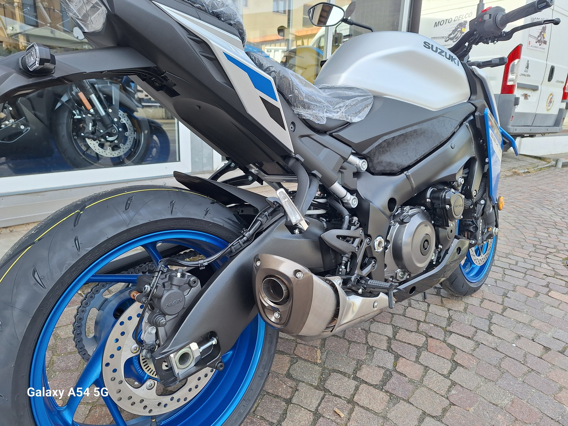 SUZUKI GSX-S 1000-image-2