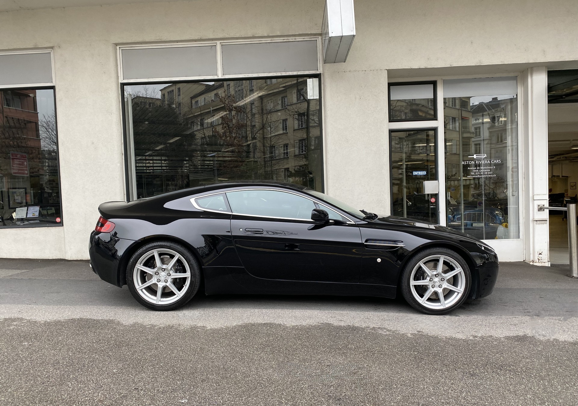 ASTON MARTIN V8 Vantage 4.3 Sportshift-image-5
