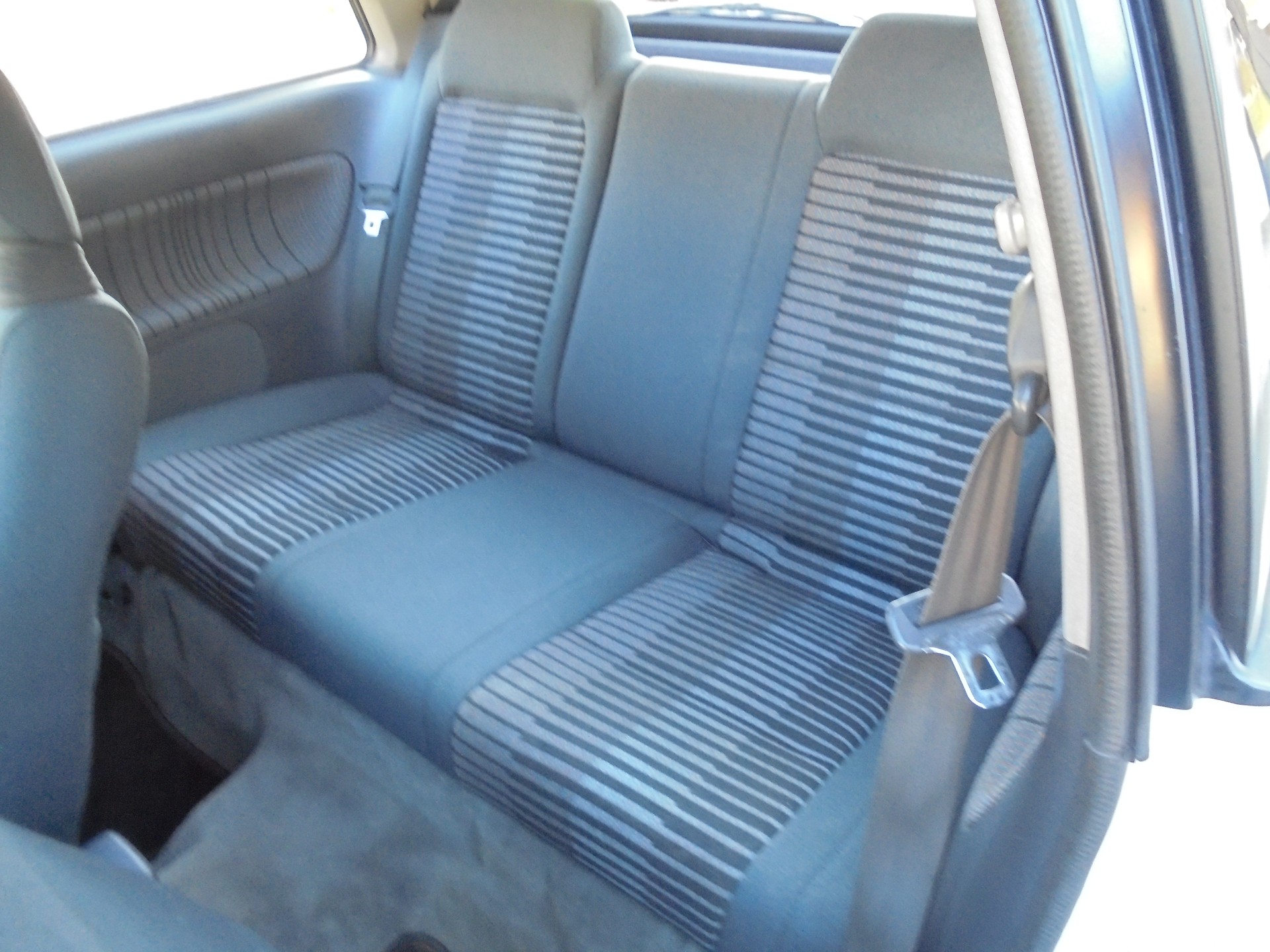 MAZDA 323 1.8i 16V GTX Turbo4WD-image-9