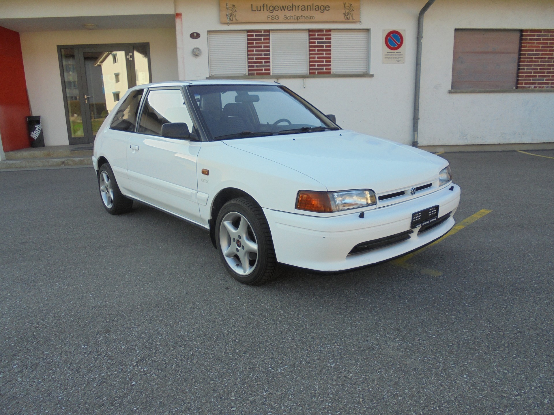 MAZDA 323 1.8i 16V GTX Turbo4WD