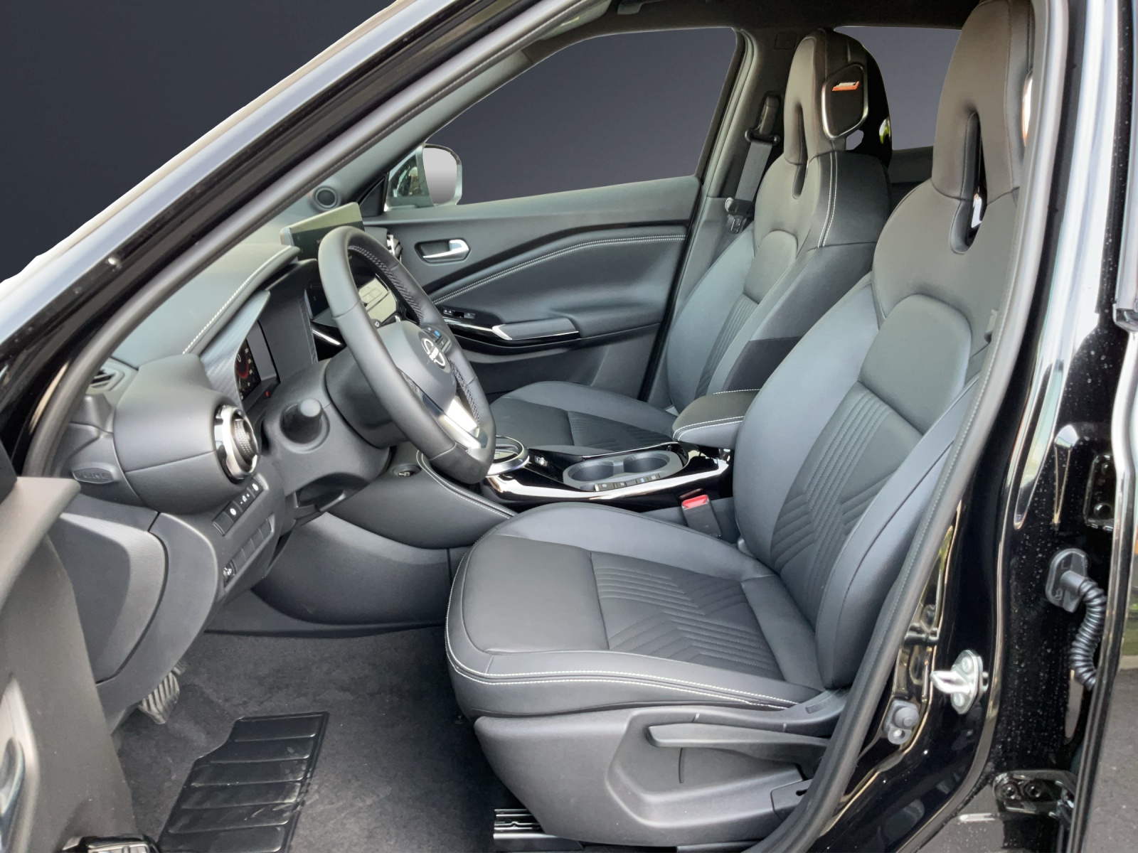 NISSAN Juke 1.6 FHEV Tekna-image-7