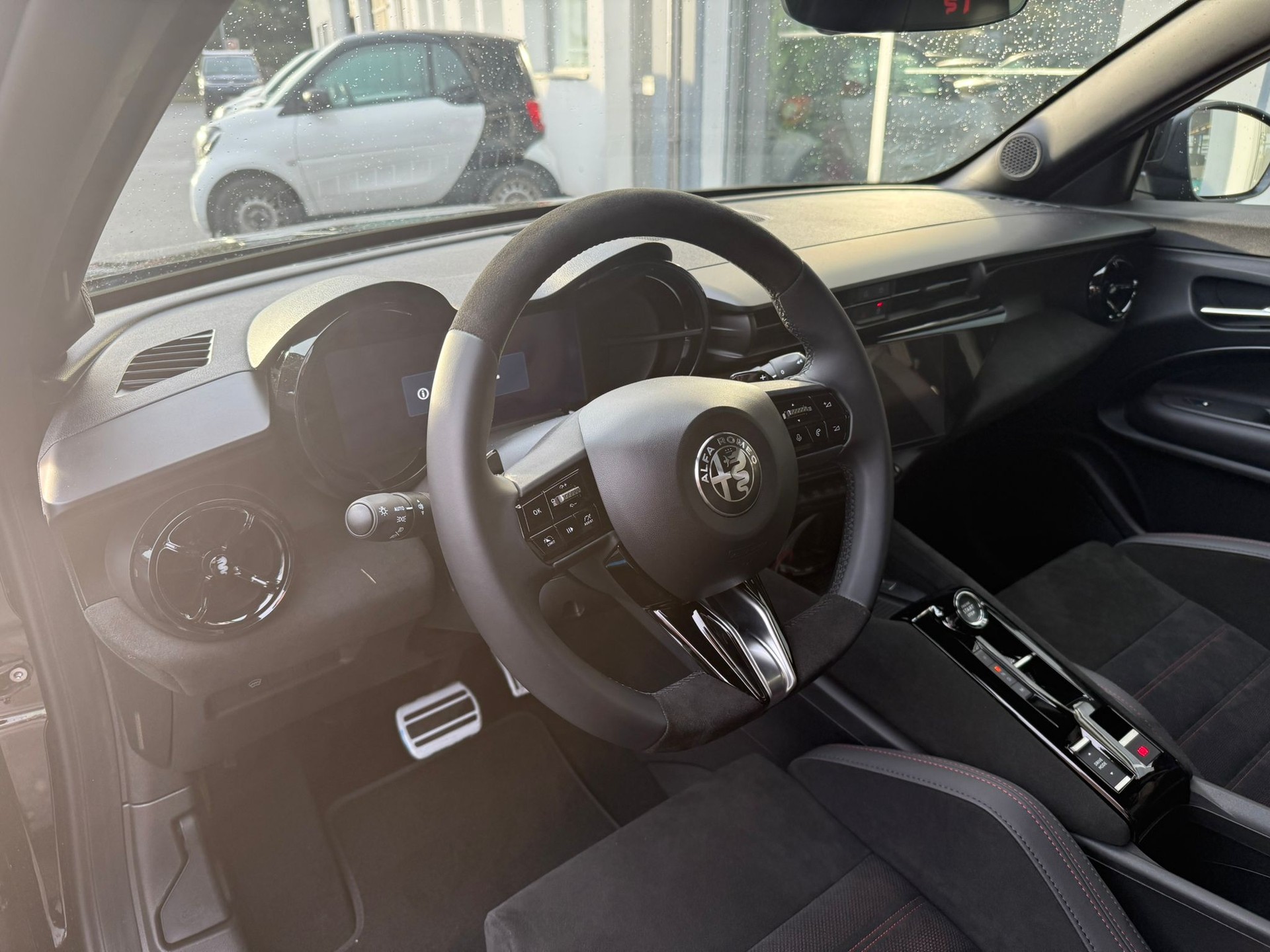 ALFA ROMEO Junior 1.2 Hybrid Speciale Pack Sport&Pack Tech-image-9