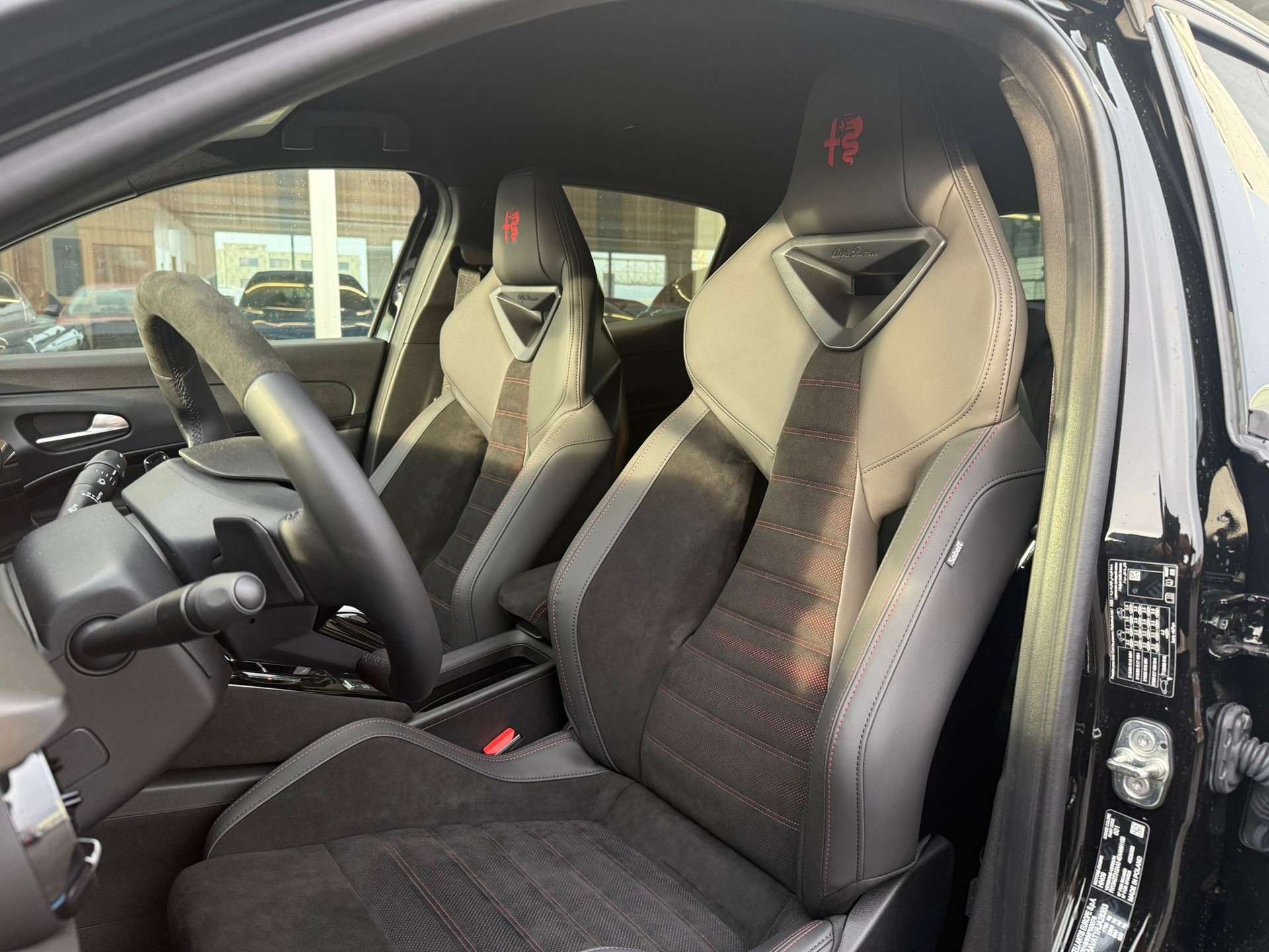 ALFA ROMEO Junior 1.2 Hybrid Speciale Pack Sport&Pack Tech-image-7