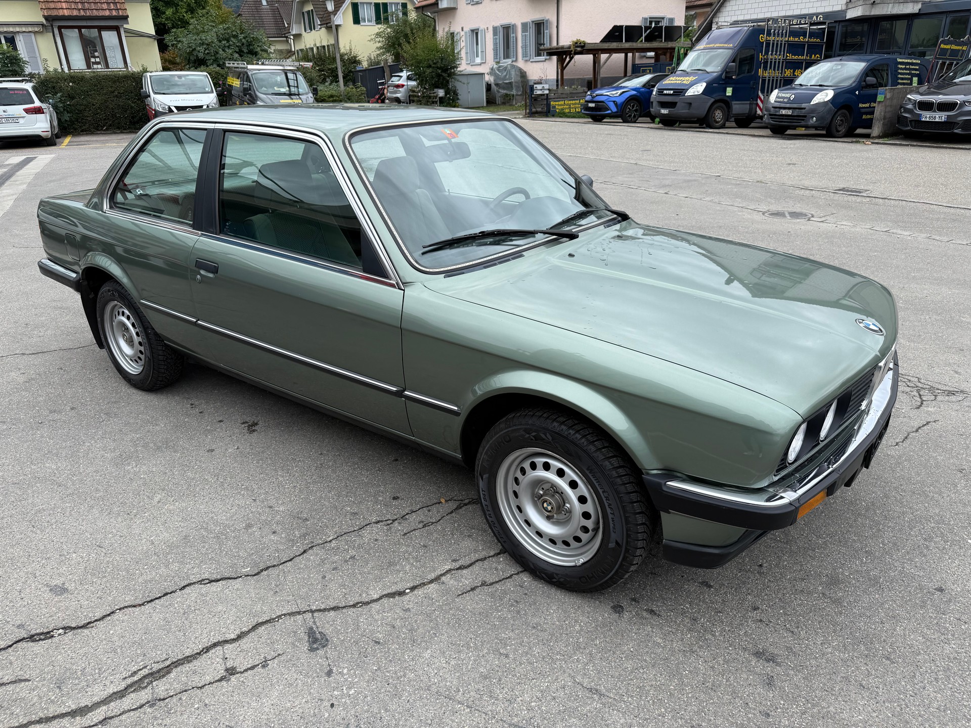 BMW 320i