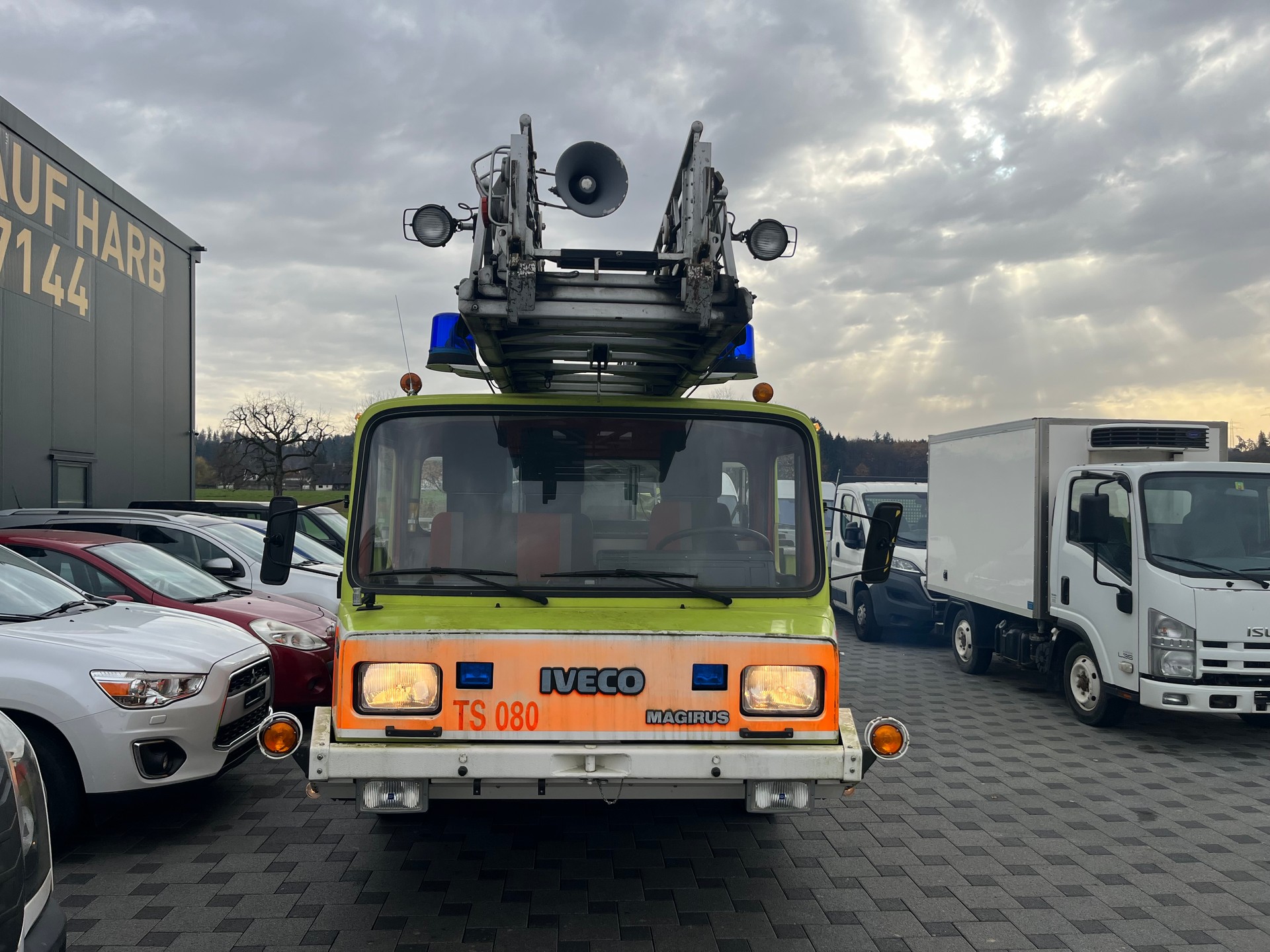 IVECO 120-25 AN