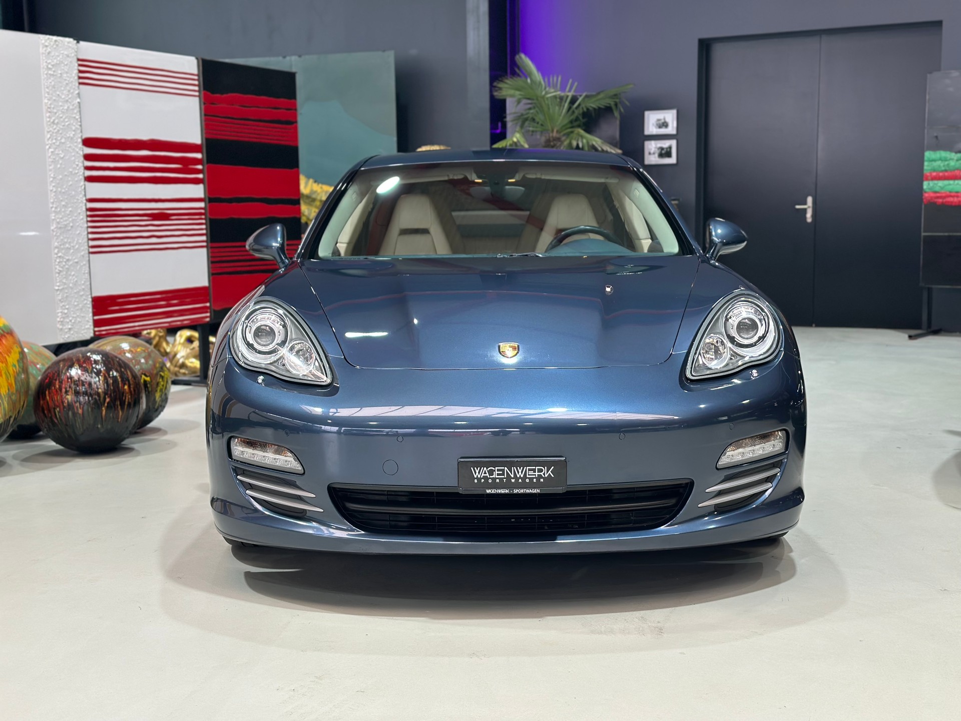 PORSCHE Panamera S 4.8 PDK-showroom-element-2