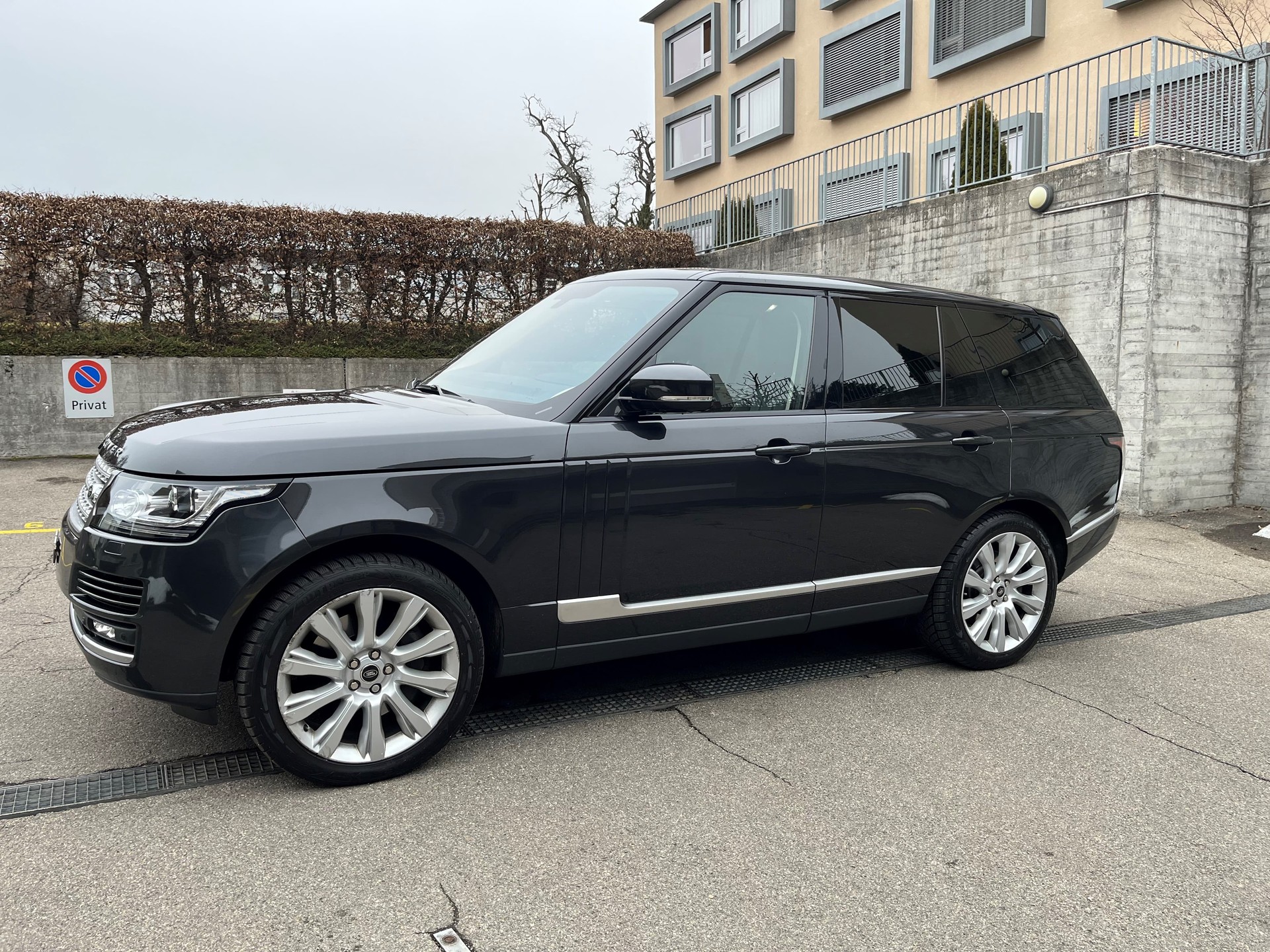 LAND ROVER Range Rover 5.0 V8 SC Vogue Automatic-image-4