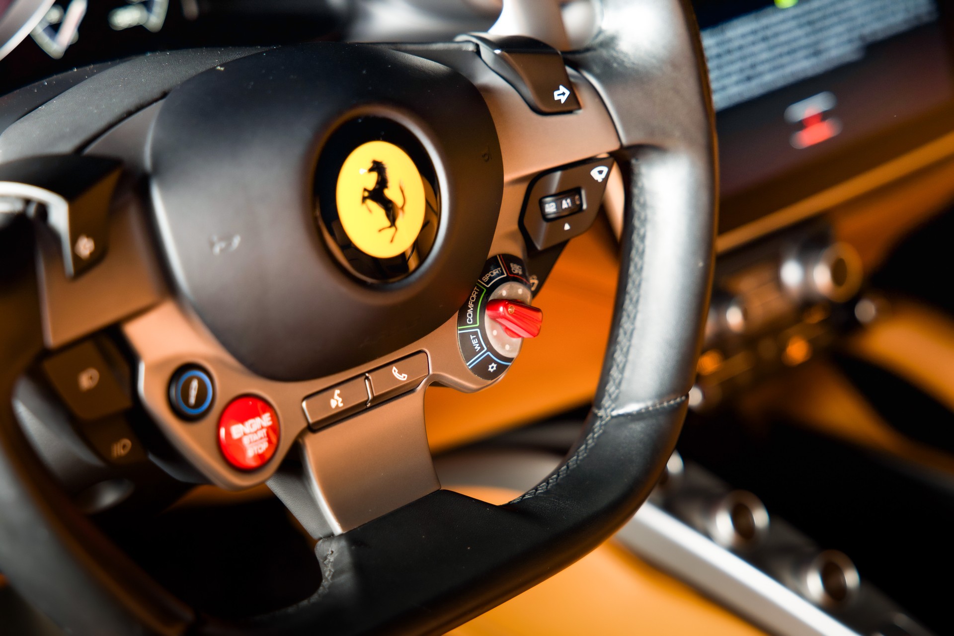 FERRARI GTC 4 Lusso-image-16