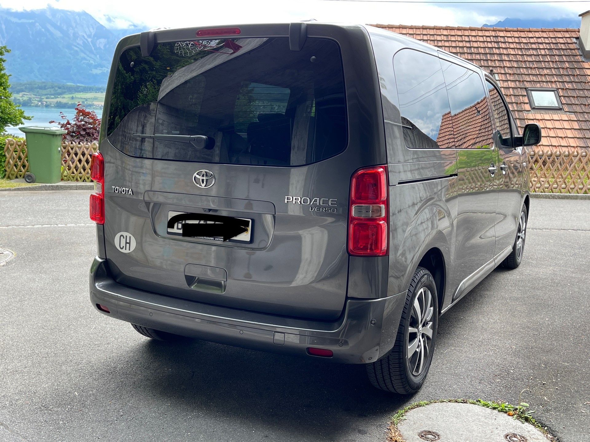 TOYOTA Proace Verso 2.0 D-4D Family Medium Automatic-image-3