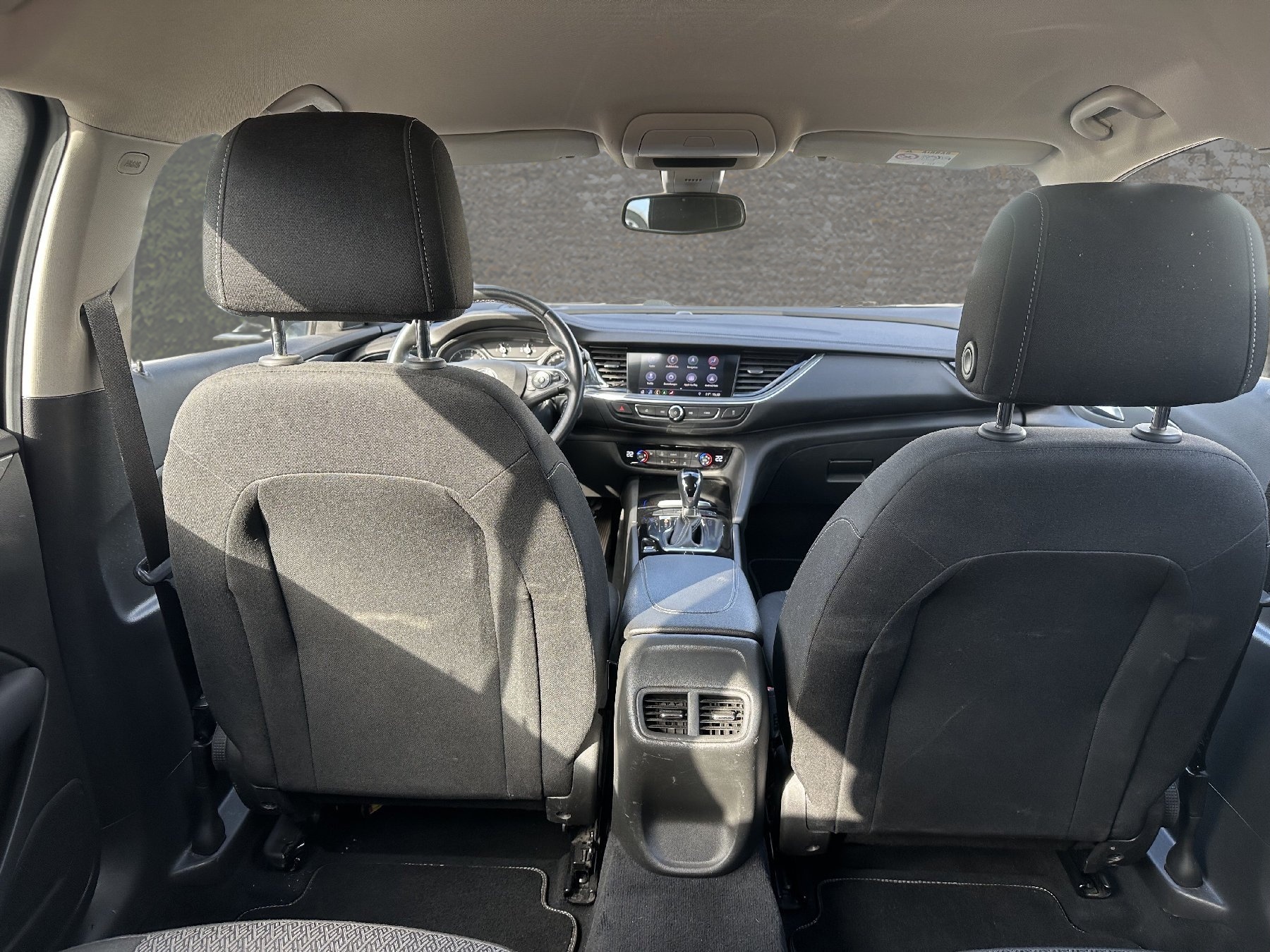 OPEL Insignia 1.6 CDTI Sports Tourer Edition Automatic-image-11