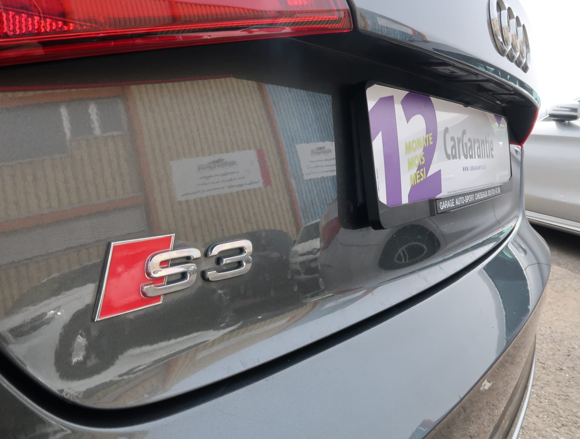 AUDI S3 Sportback 2.0 TFSI quattro S-Tronic-image-8
