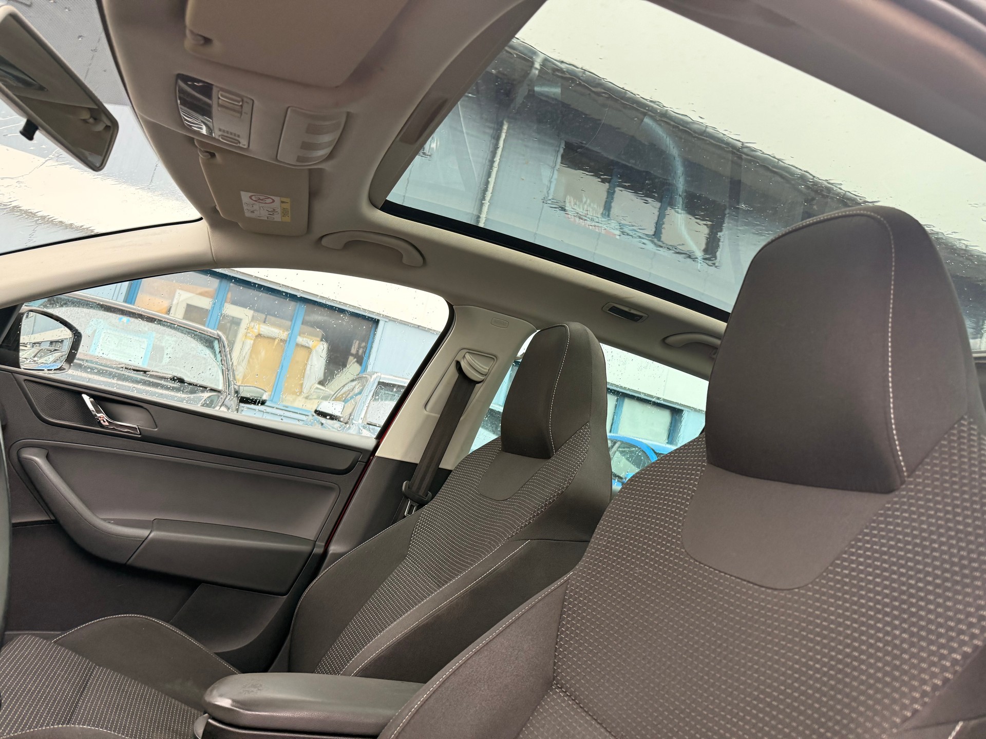 SKODA Rapid Spaceback 1.2 TSI Active-image-7