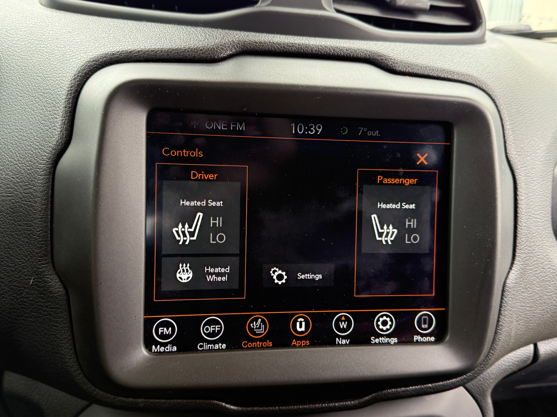 JEEP Renegade 1.0 Turbo Night Eagle - Expertisée, AB MFK : 23.12.2025 - Grand Service fait à 72’786 km - Garantie 12 mois-image-22