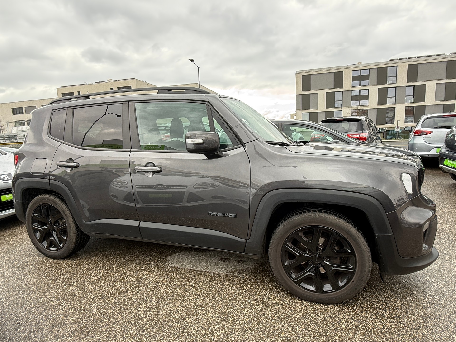 JEEP Renegade 1.0 Turbo Night Eagle - Expertisée, AB MFK : 23.12.2025 - Grand Service fait à 72’786 km - Garantie 12 mois-image-8