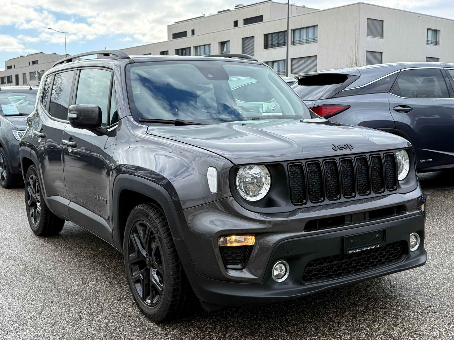 JEEP Renegade 1.0 Turbo Night Eagle - Expertisée, AB MFK : 23.12.2025 - Grand Service fait à 72’786 km - Garantie 12 mois-showroom-element-2