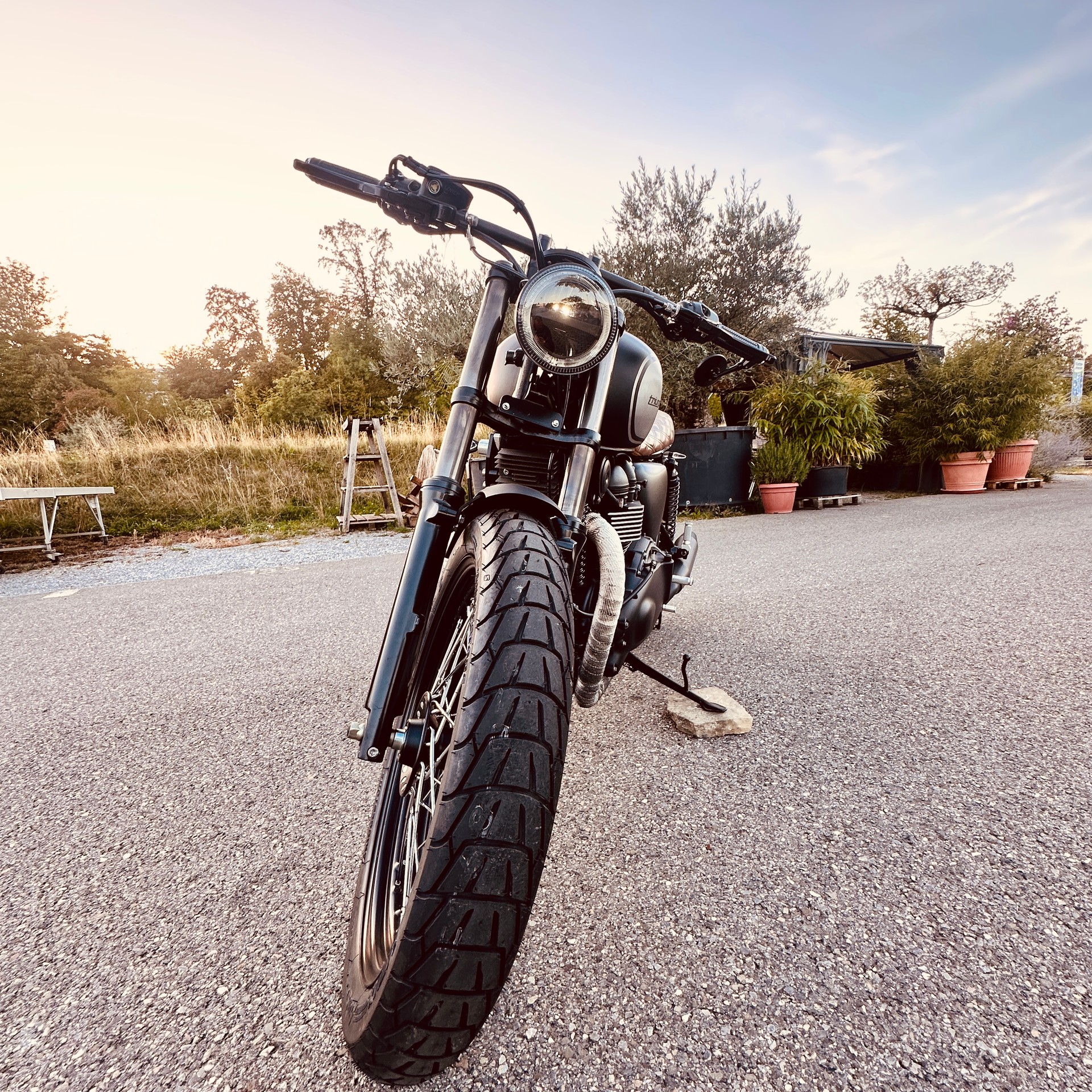 TRIUMPH Bonneville 900 i T 100-image-11