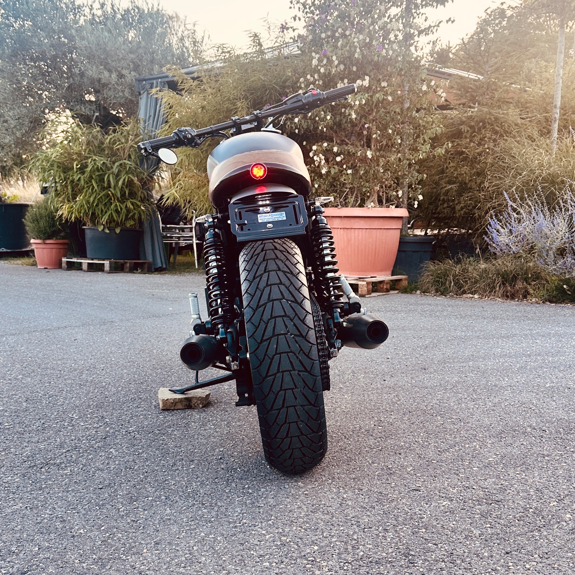 TRIUMPH Bonneville 900 i T 100-image-6