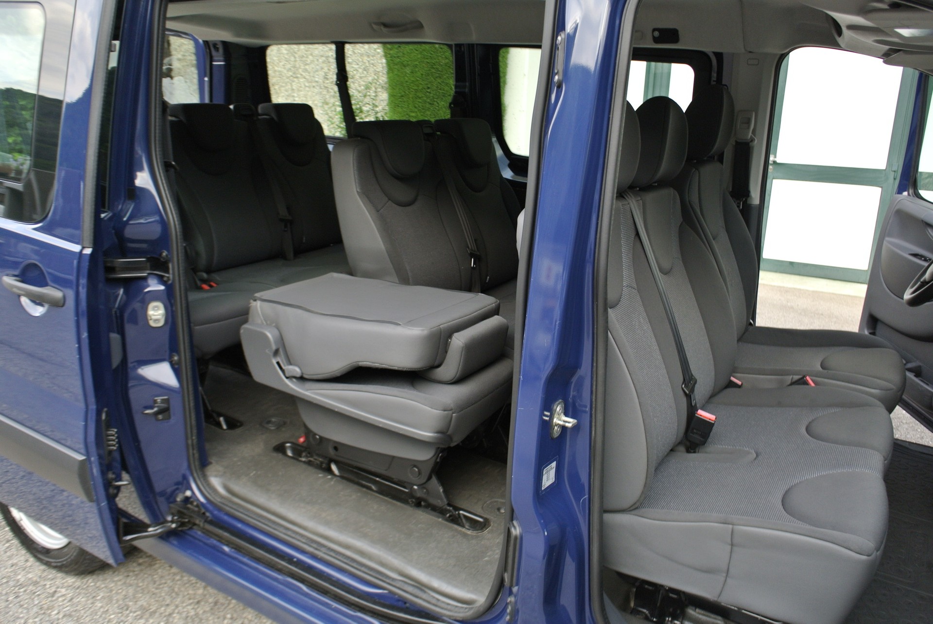 CITROEN Jumpy 2.0 HDi L2H1 Attraction-image-18
