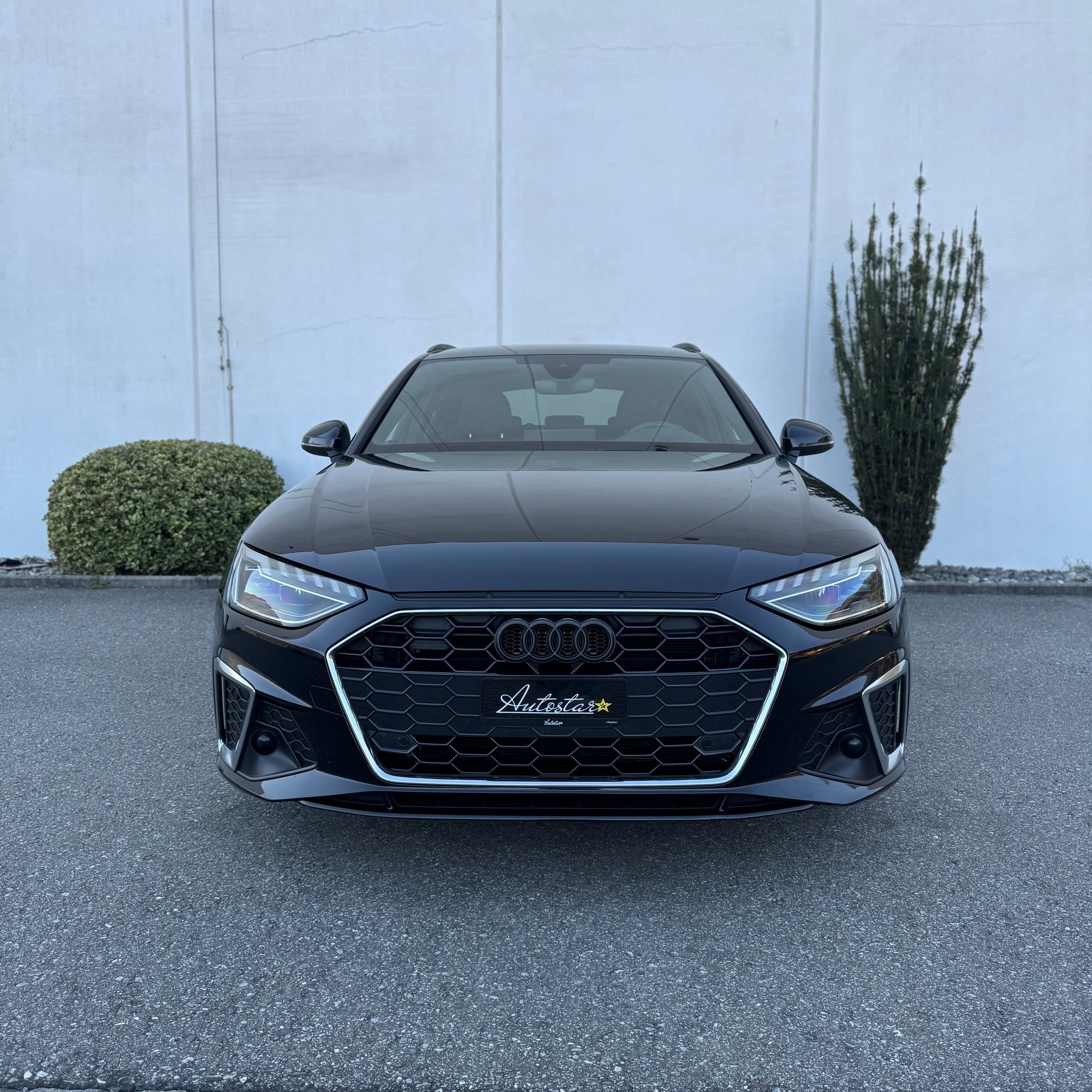 AUDI A4 Avant 40 TDI S line quattro S-tronic-image-3