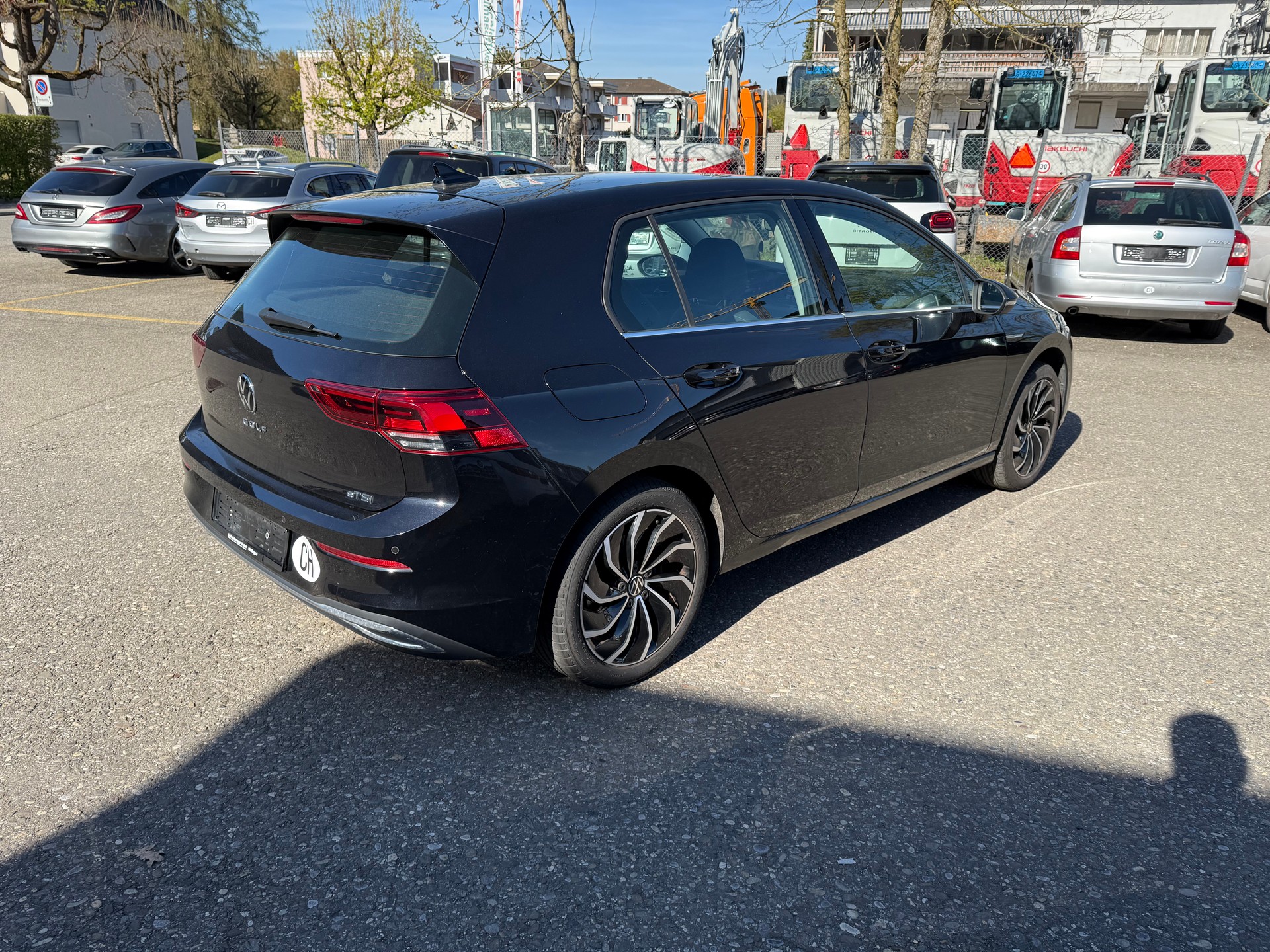 VW Golf 1.5 eTSI mHEV ACT First Edition DSG-showroom-element-3