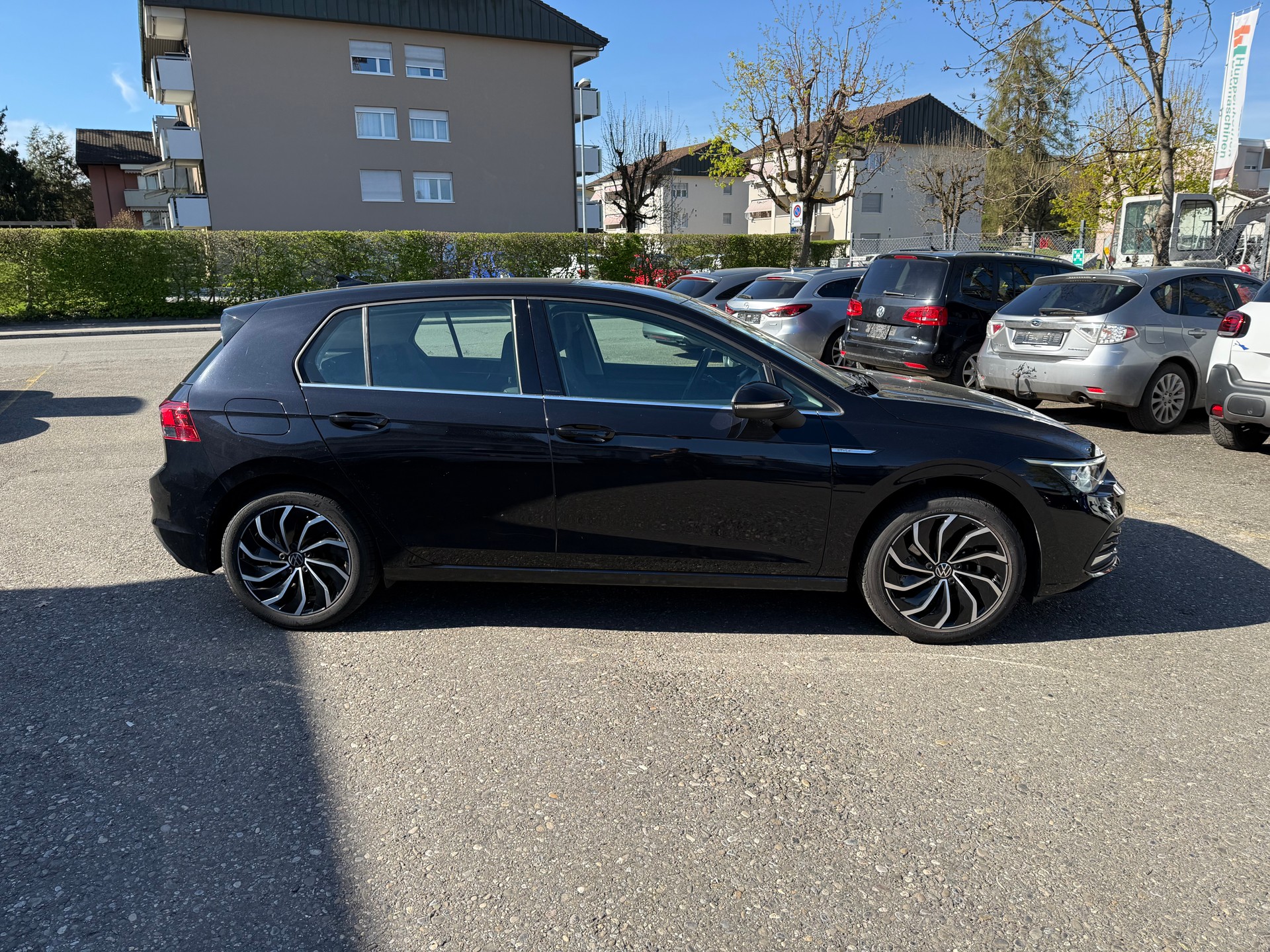VW Golf 1.5 eTSI mHEV ACT First Edition DSG-showroom-element-2