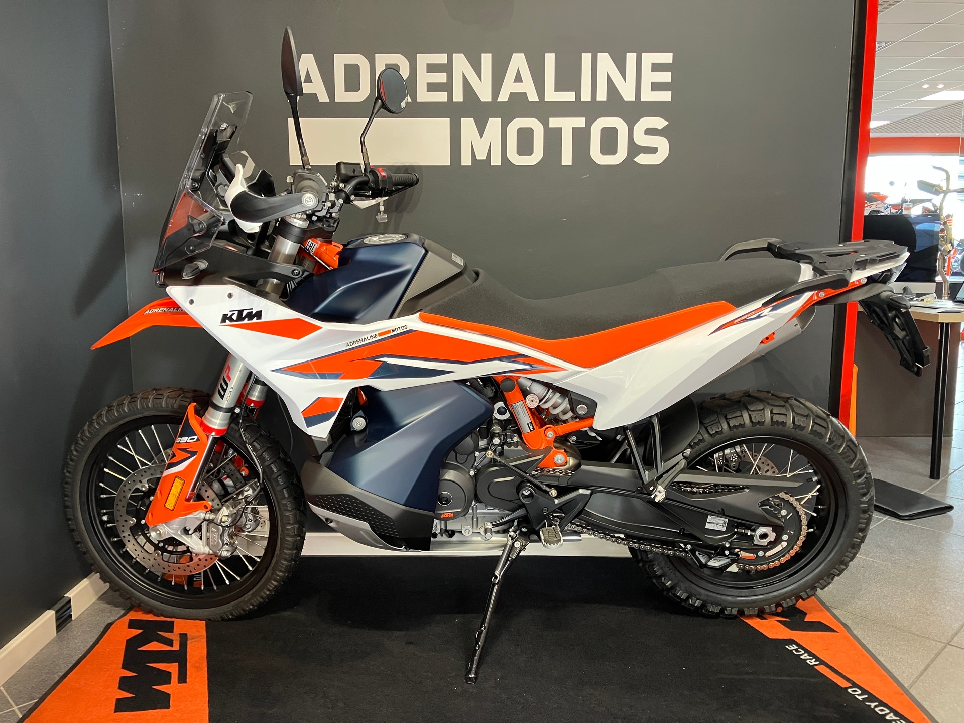 KTM 890 Adventure R-image-3