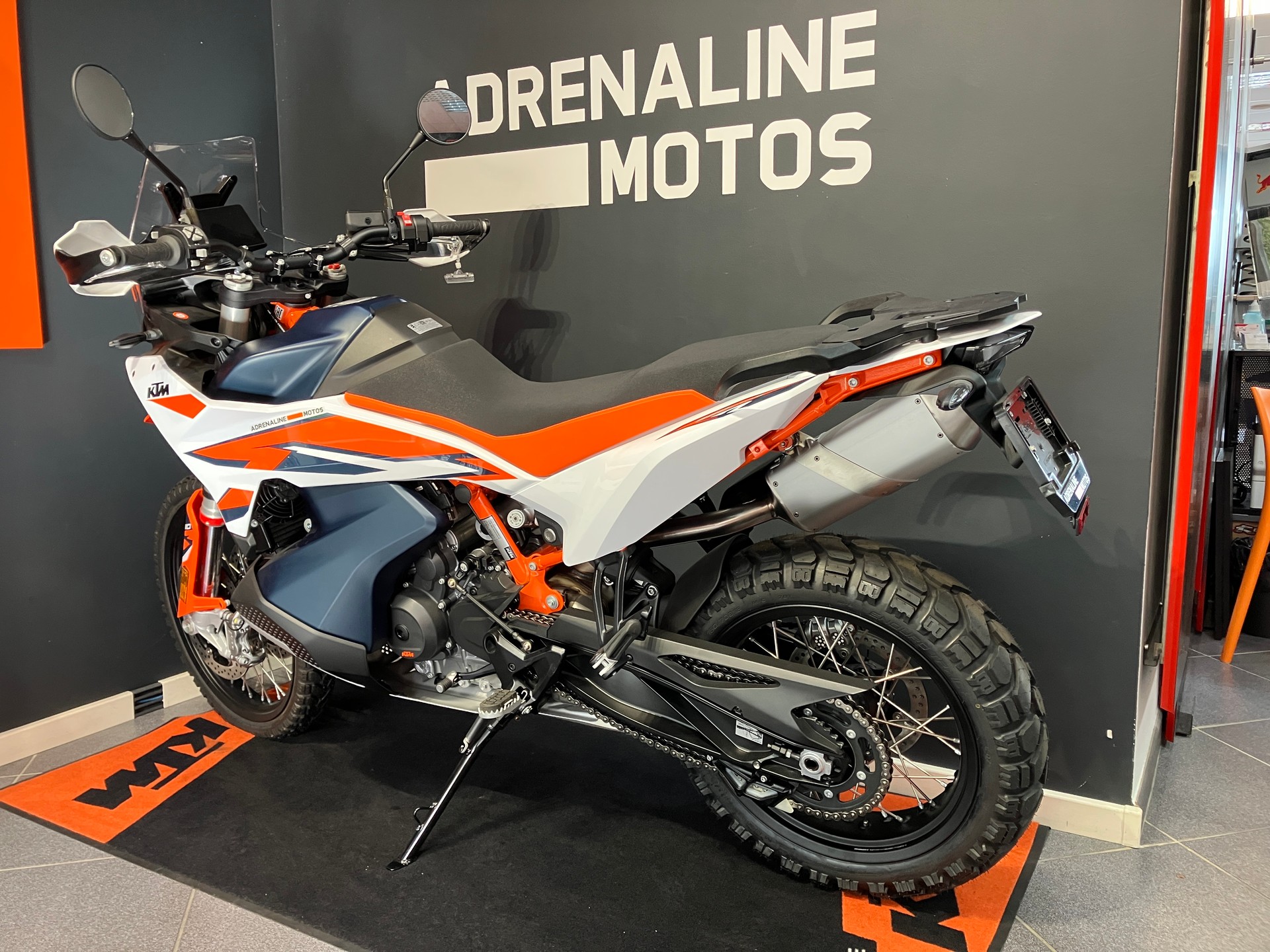 KTM 890 Adventure R-image-4