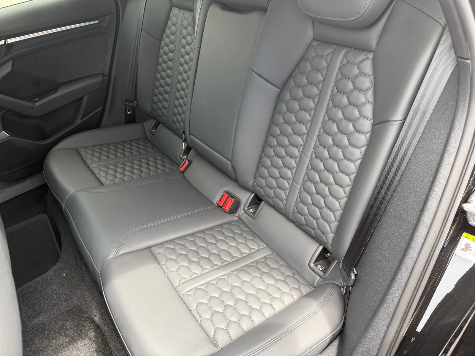AUDI RS3 Sportback 2.5 TFSI quattro S-Tronic-image-12