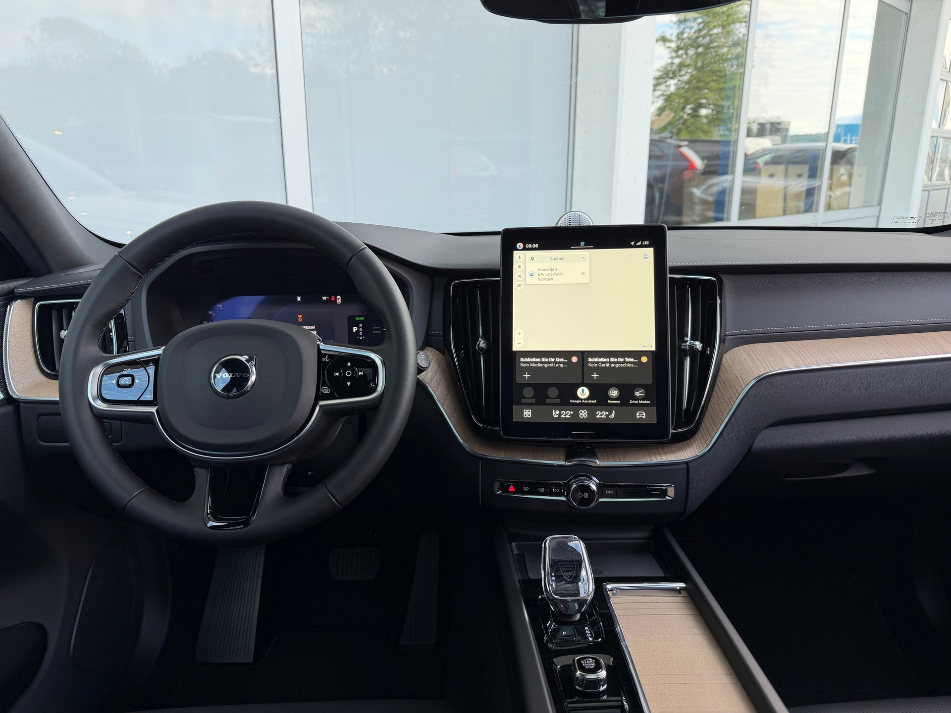 VOLVO XC60 T8 eAWD Ultra Dark Geartronic-image-9