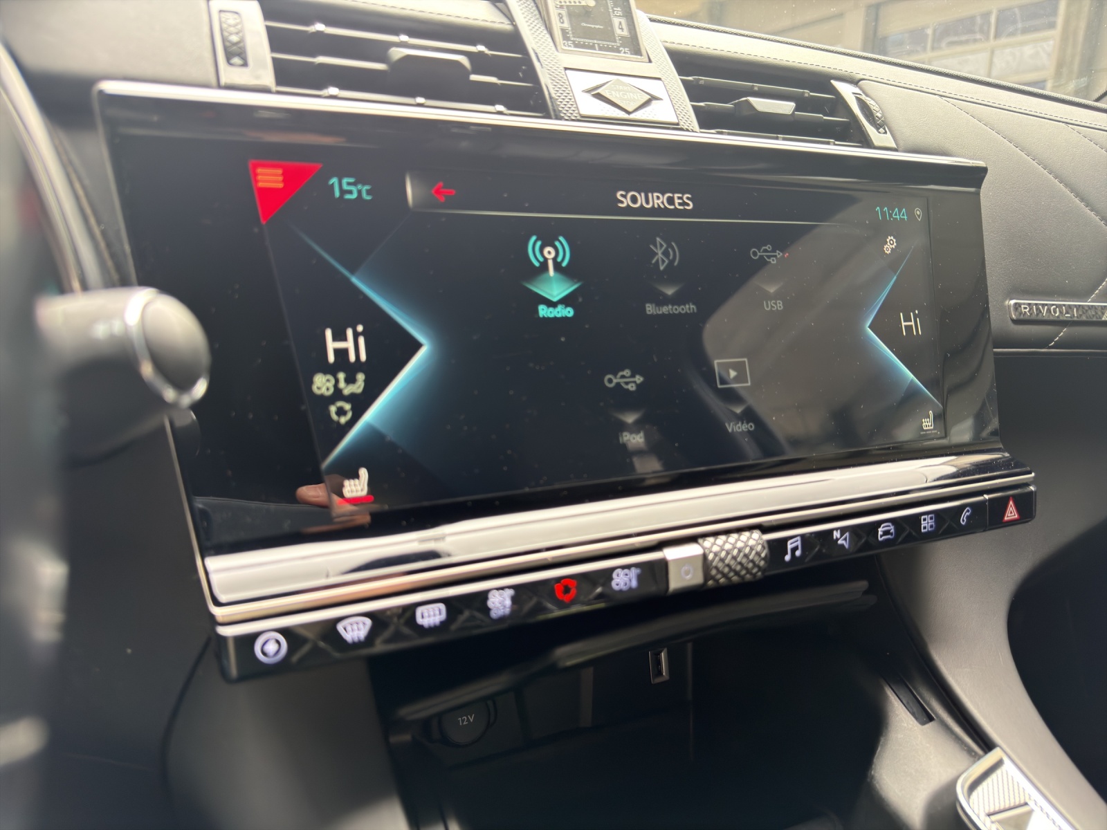 DS AUTOMOBILES DS 7 Crossback E-Tense 300 BE Chic-image-24