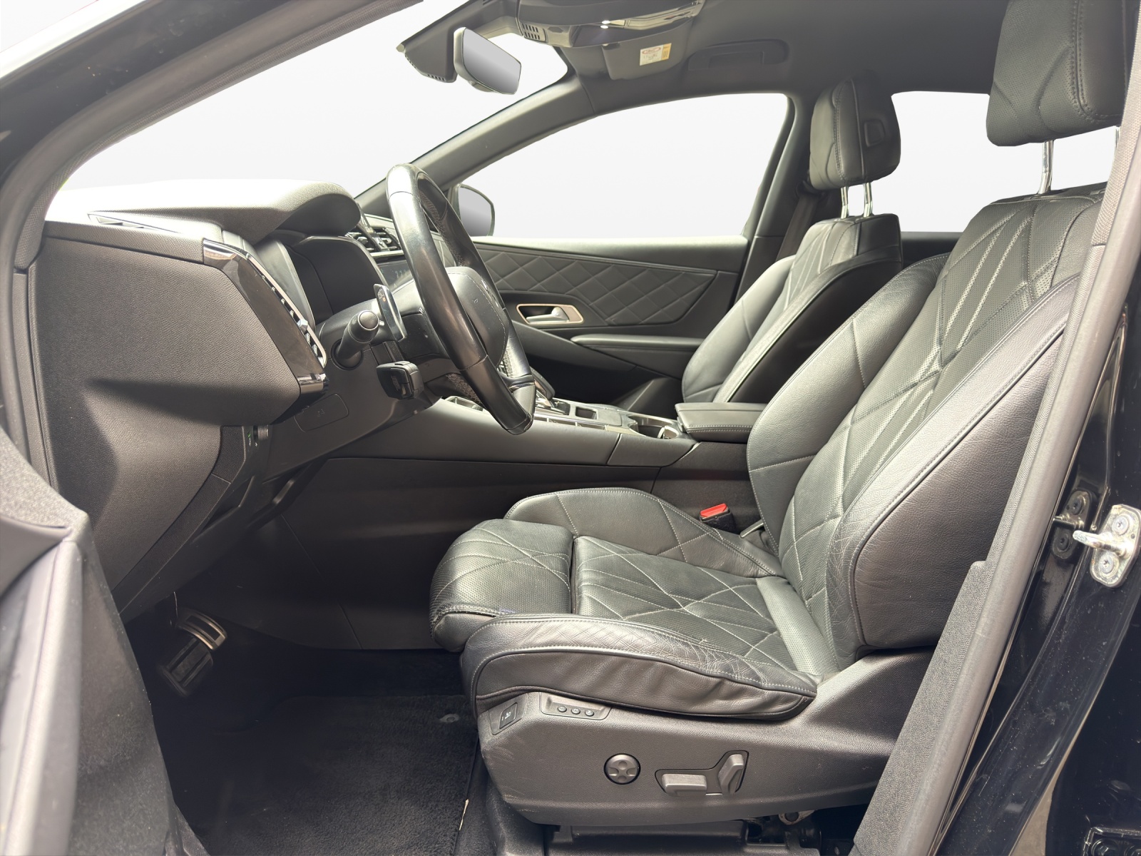 DS AUTOMOBILES DS 7 Crossback E-Tense 300 BE Chic-image-8