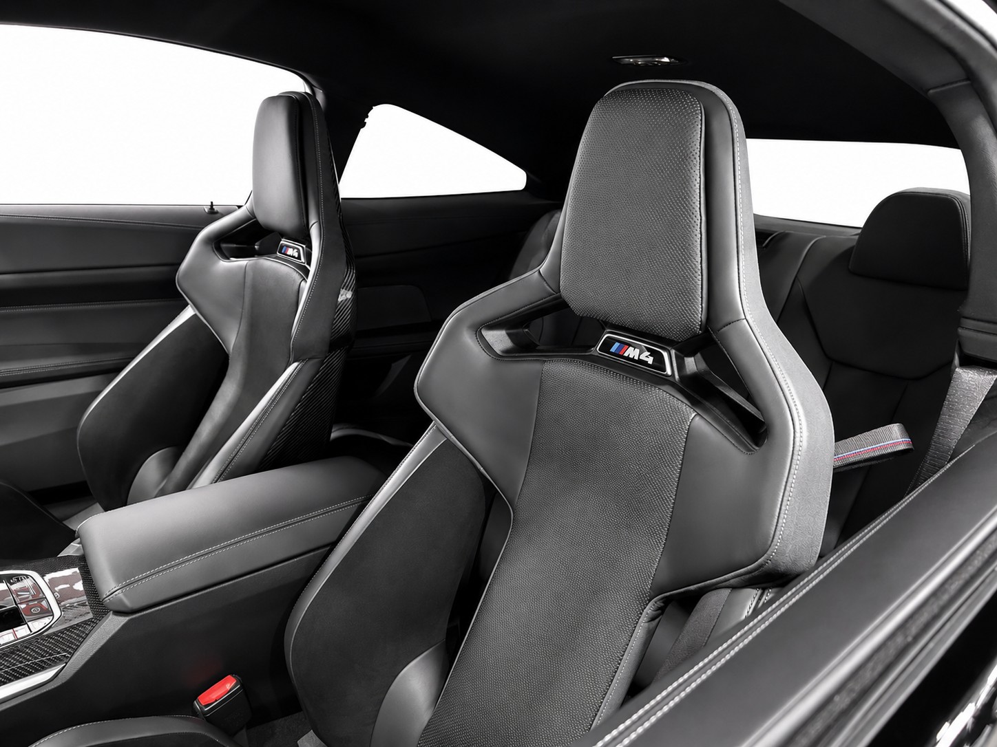 BMW M4 Competition xDrive Coupé Schalensitze SONDERLACKIERUNG-image-22