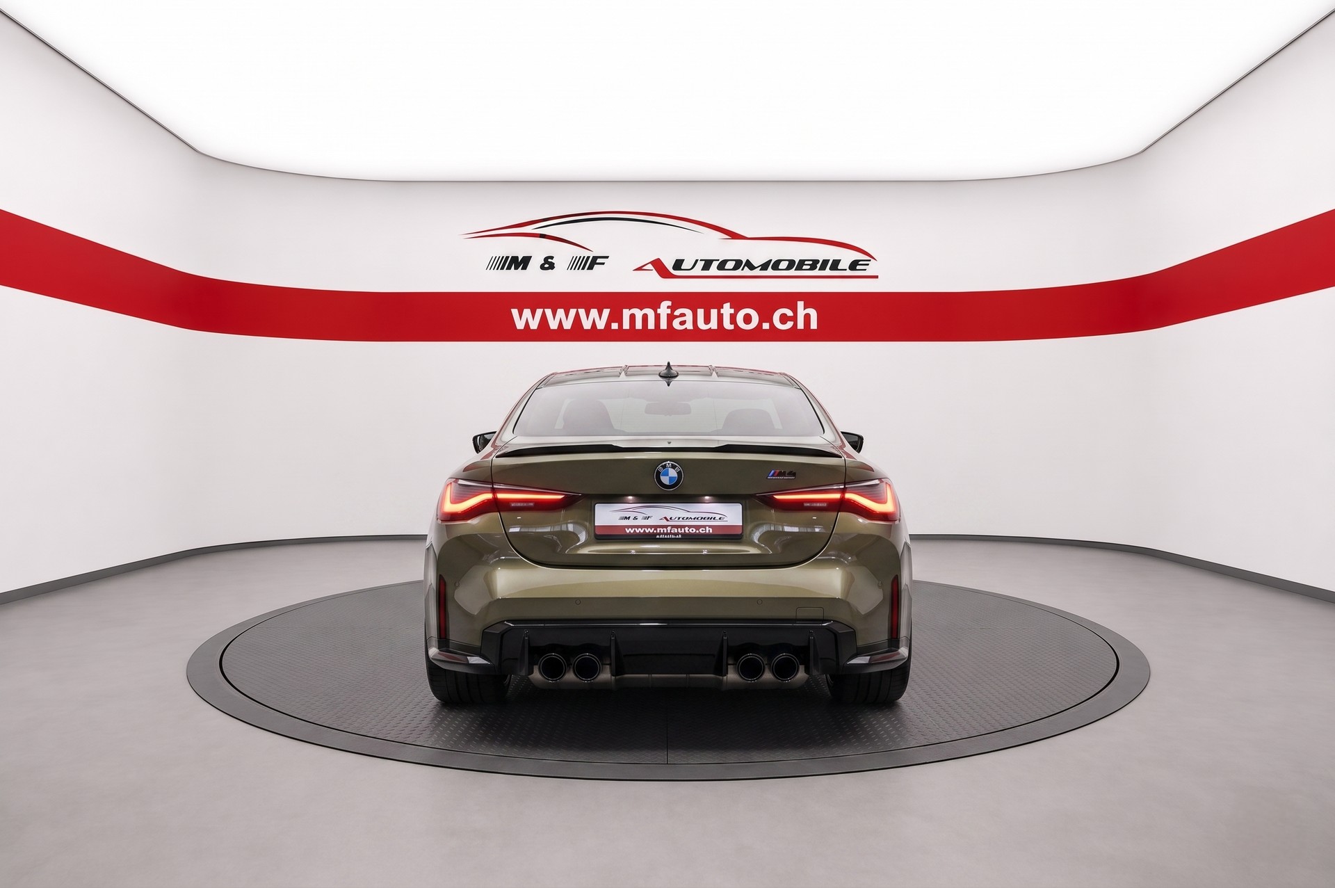 BMW M4 Competition xDrive Coupé Schalensitze SONDERLACKIERUNG-image-5