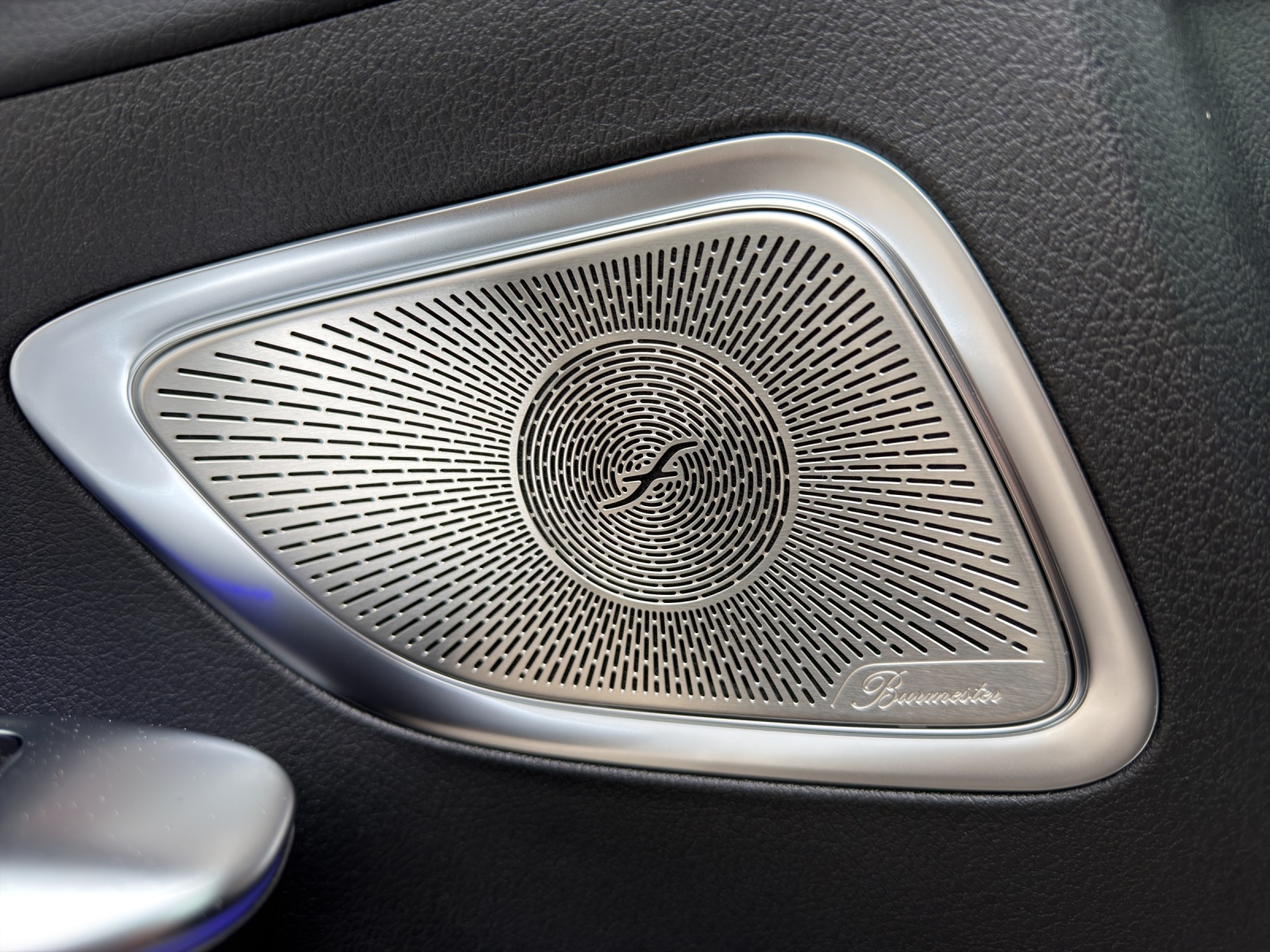 MERCEDES-BENZ C 300de T 4Matic-image-16