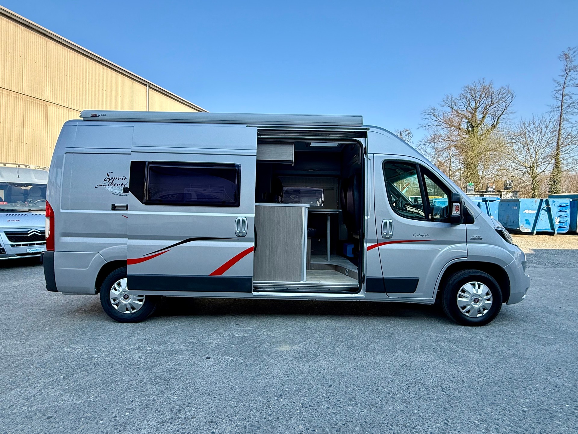 FIAT Challenger Vany V114 - Freelife - 4 People-showroom-element-1