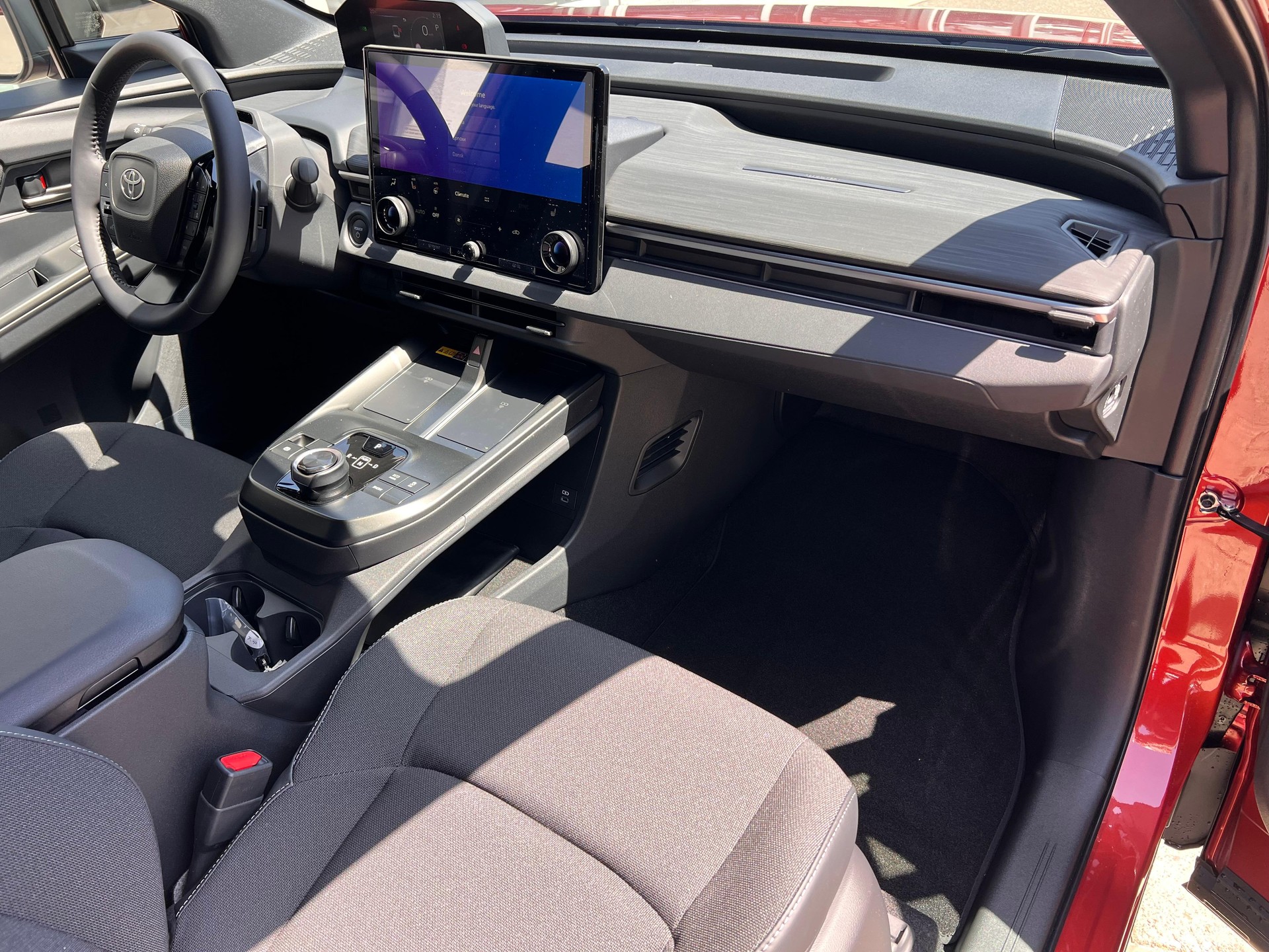 TOYOTA C-HR+ Style AWD-image-13