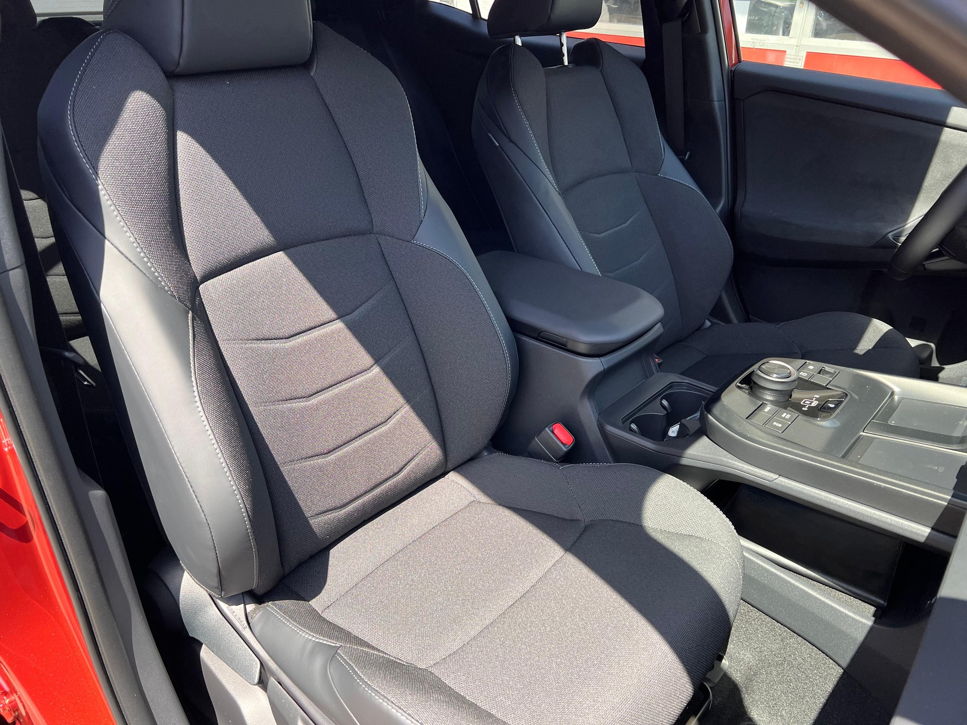 TOYOTA C-HR+ Style AWD-image-14