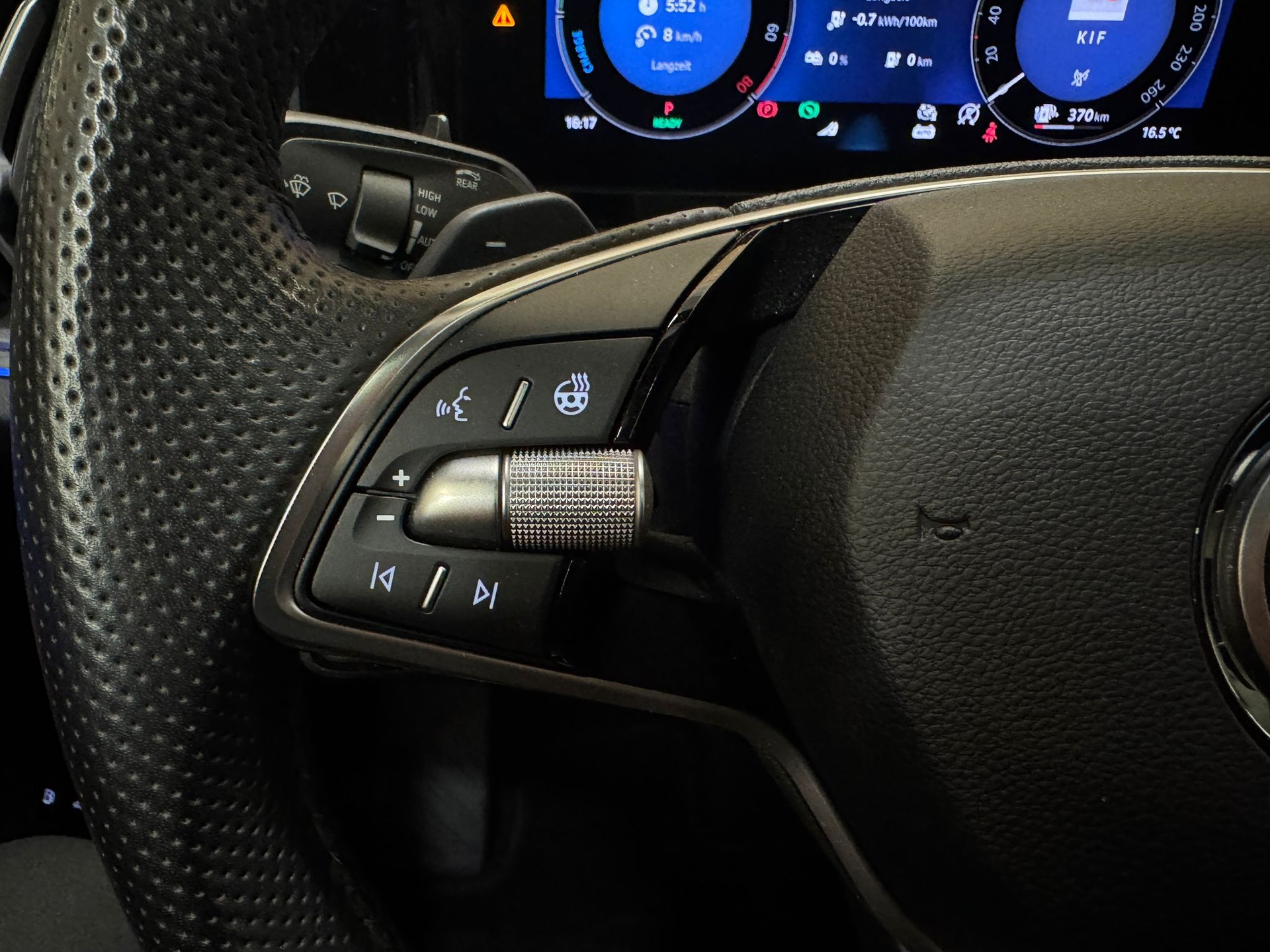 SKODA Kodiaq 1.5 TSI PHEV Selection *Vollleder Sitze*-image-11