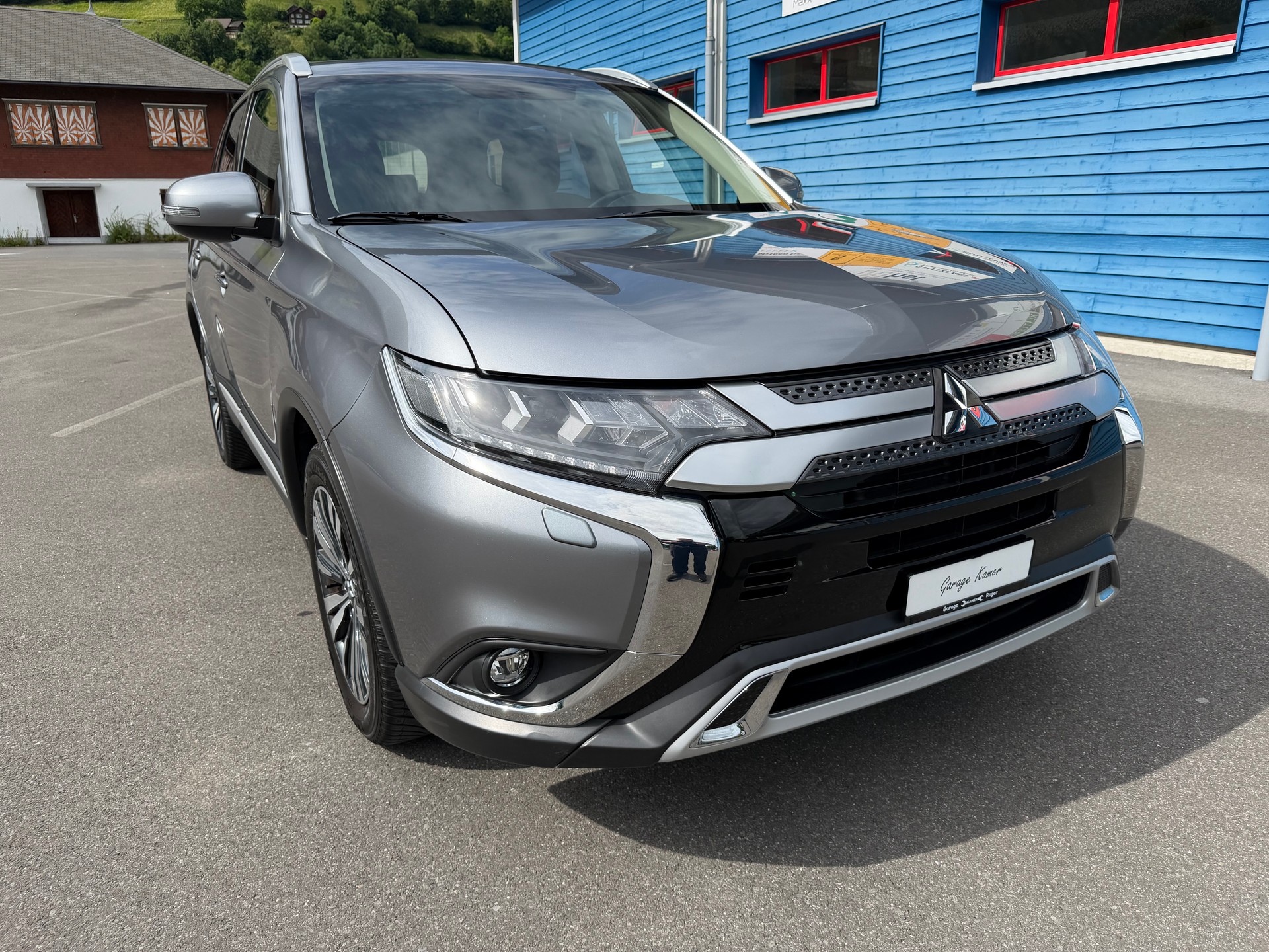 MITSUBISHI Outlander 2.0 Value 4WD CVT