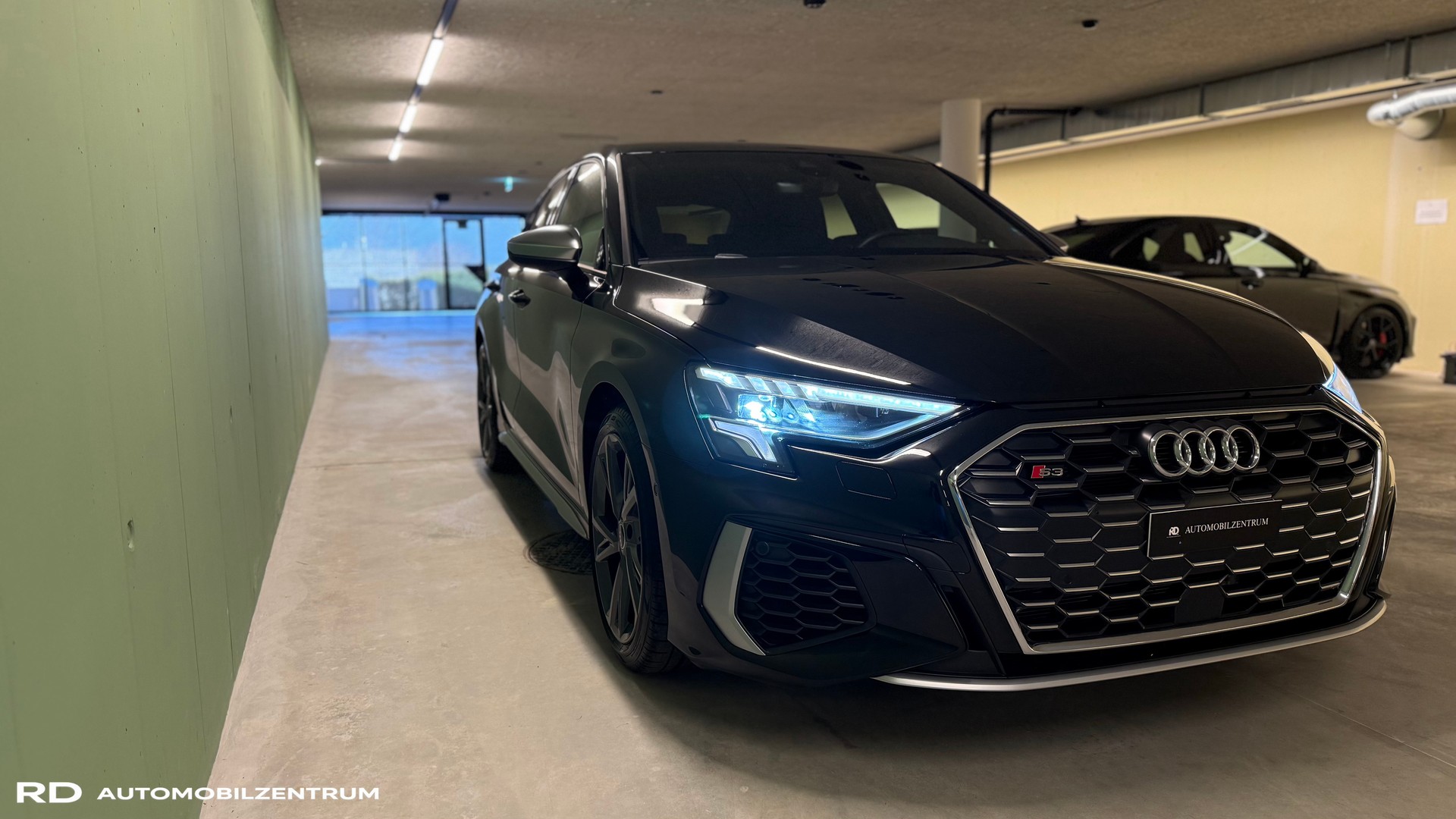 AUDI S3 Sportback 2.0 TFSI quattro S-tronic-image-10