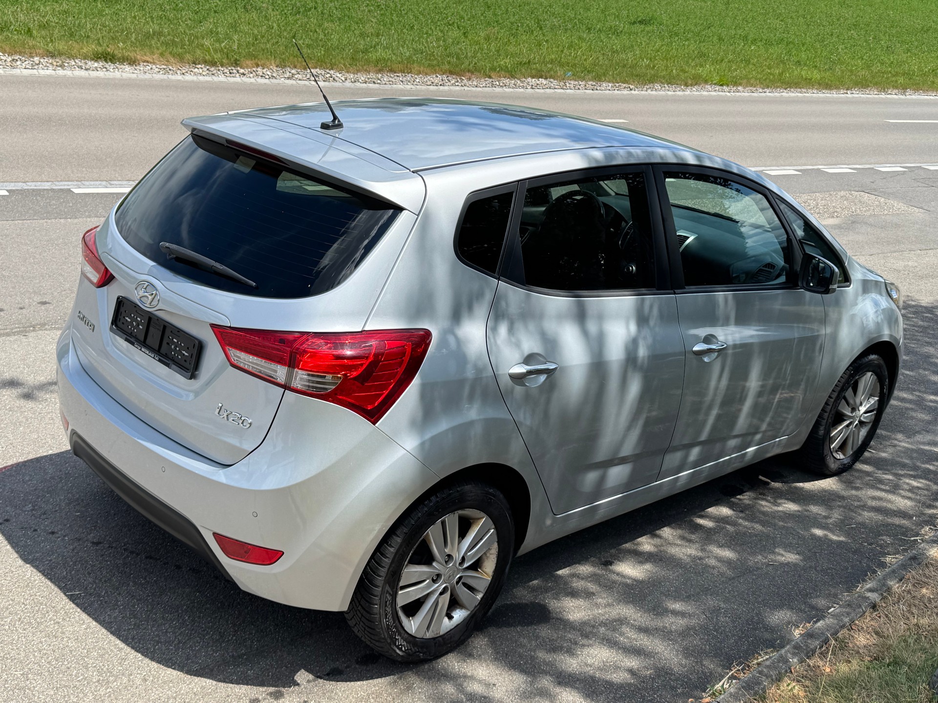 HYUNDAI iX20 1.6 Style Automatic-image-3