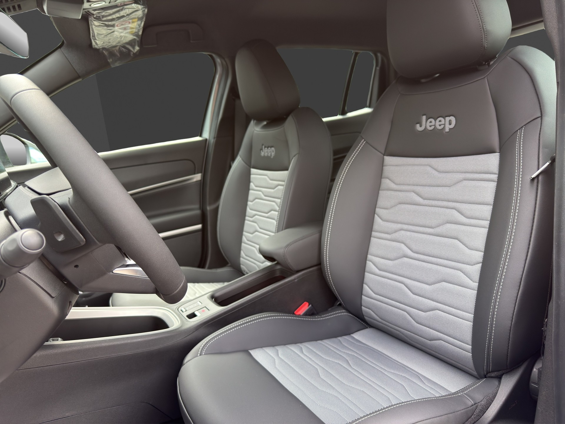 JEEP Avenger 1.2 Turbo MHEV Upland 4xe-image-13