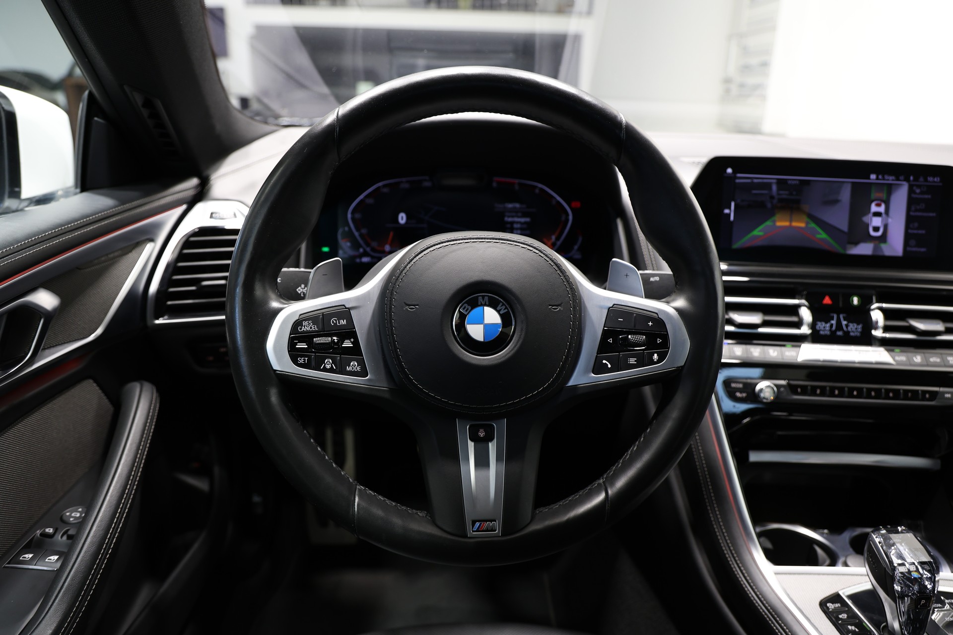 BMW 840d xDrive M Sport Steptronic *CH-Fahrzeug*-image-23