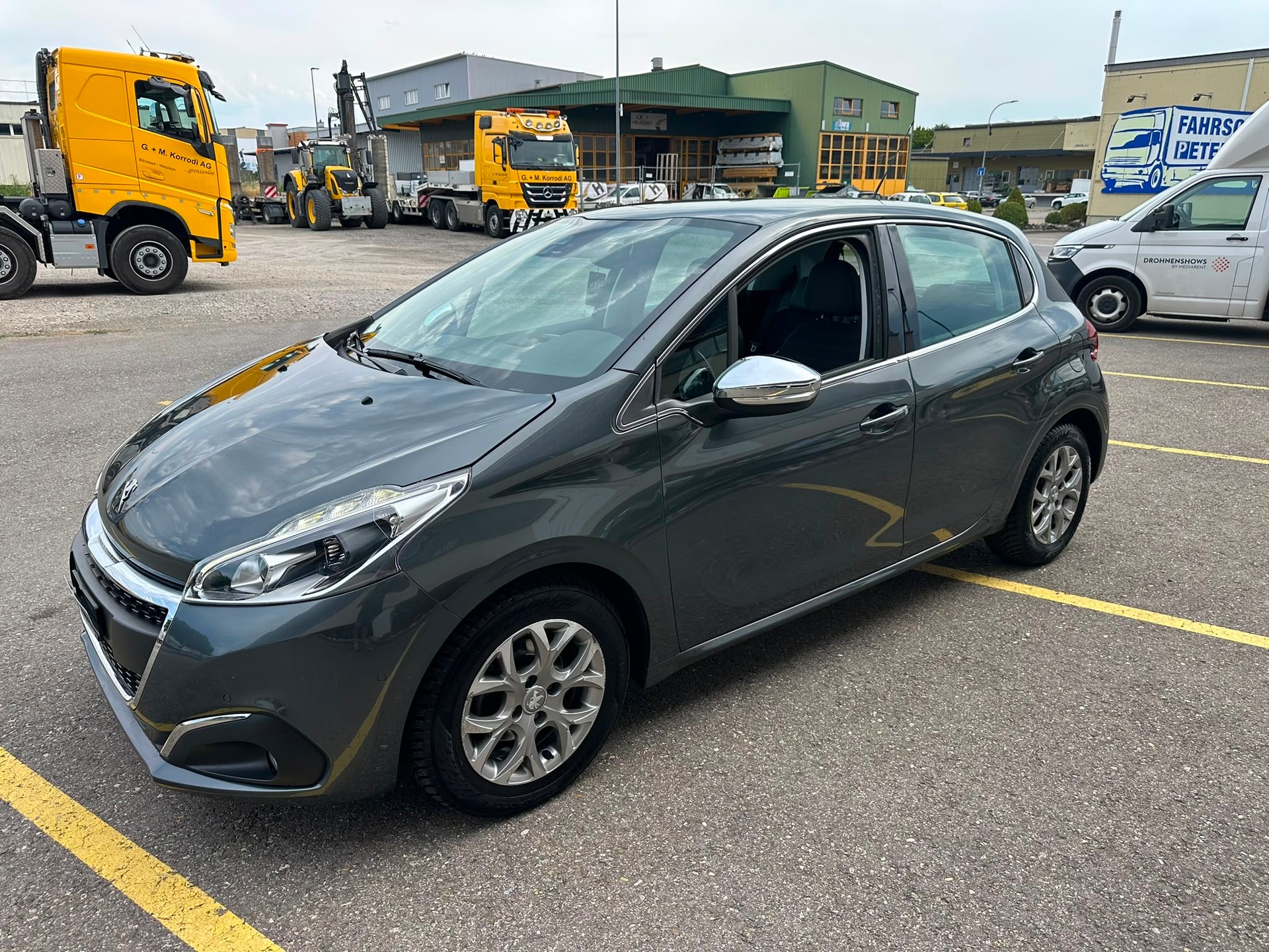 PEUGEOT 208 1.2 PureTech Active EAT6-image-1