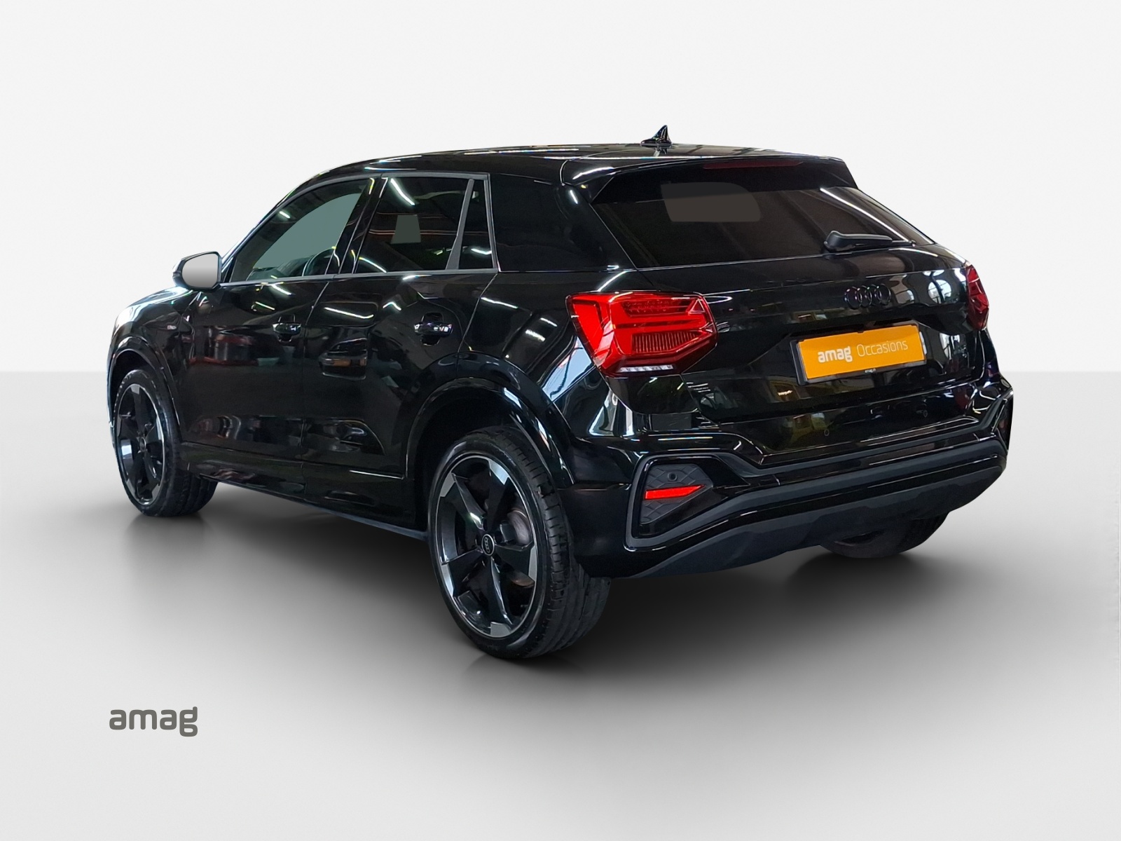 AUDI Q2 35 TFSI S line S-tronic-showroom-element-2