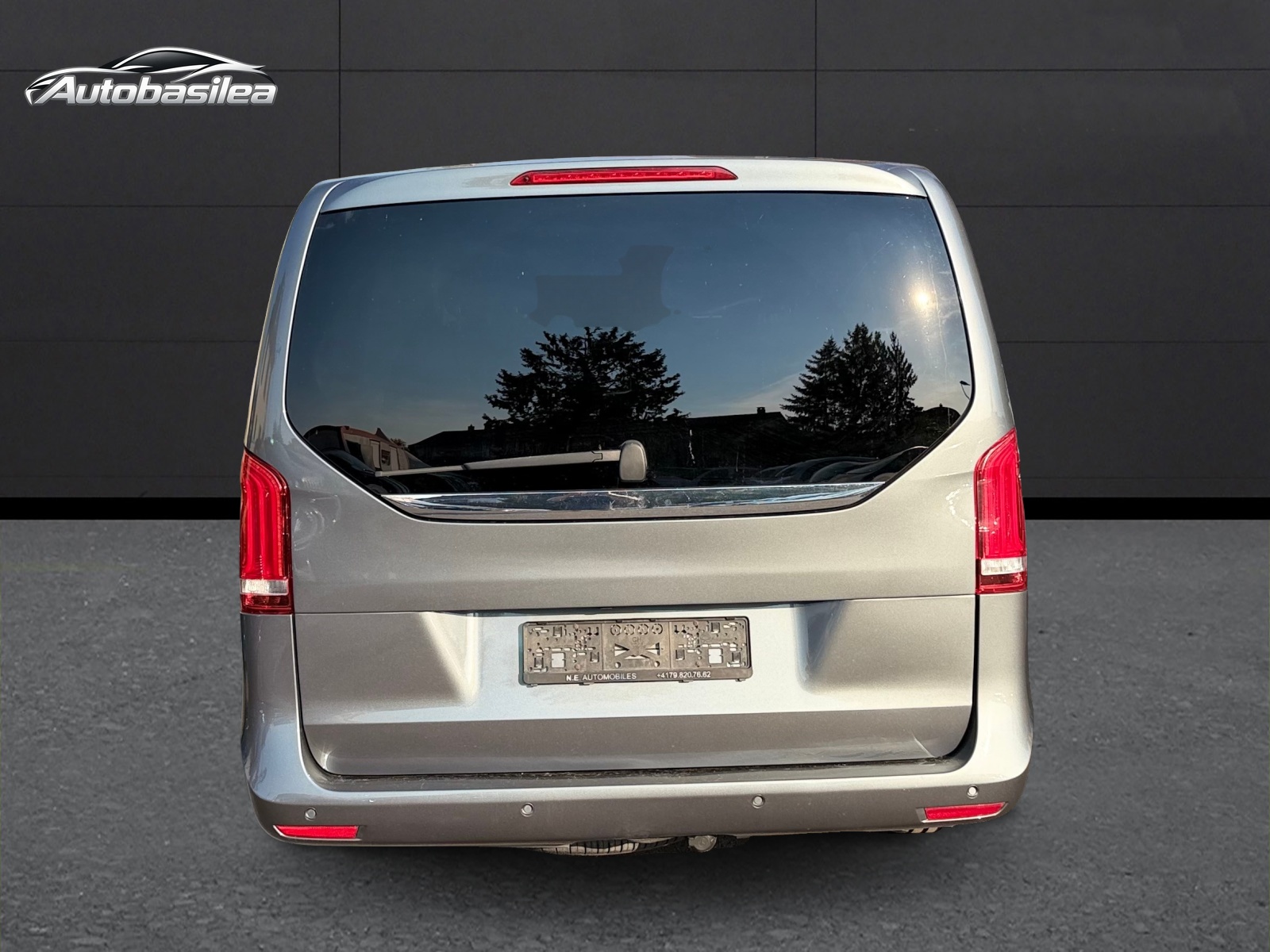 MERCEDES-BENZ V 250 d Blue Tec lang 4Matic 7G-Tronic-showroom-element-3