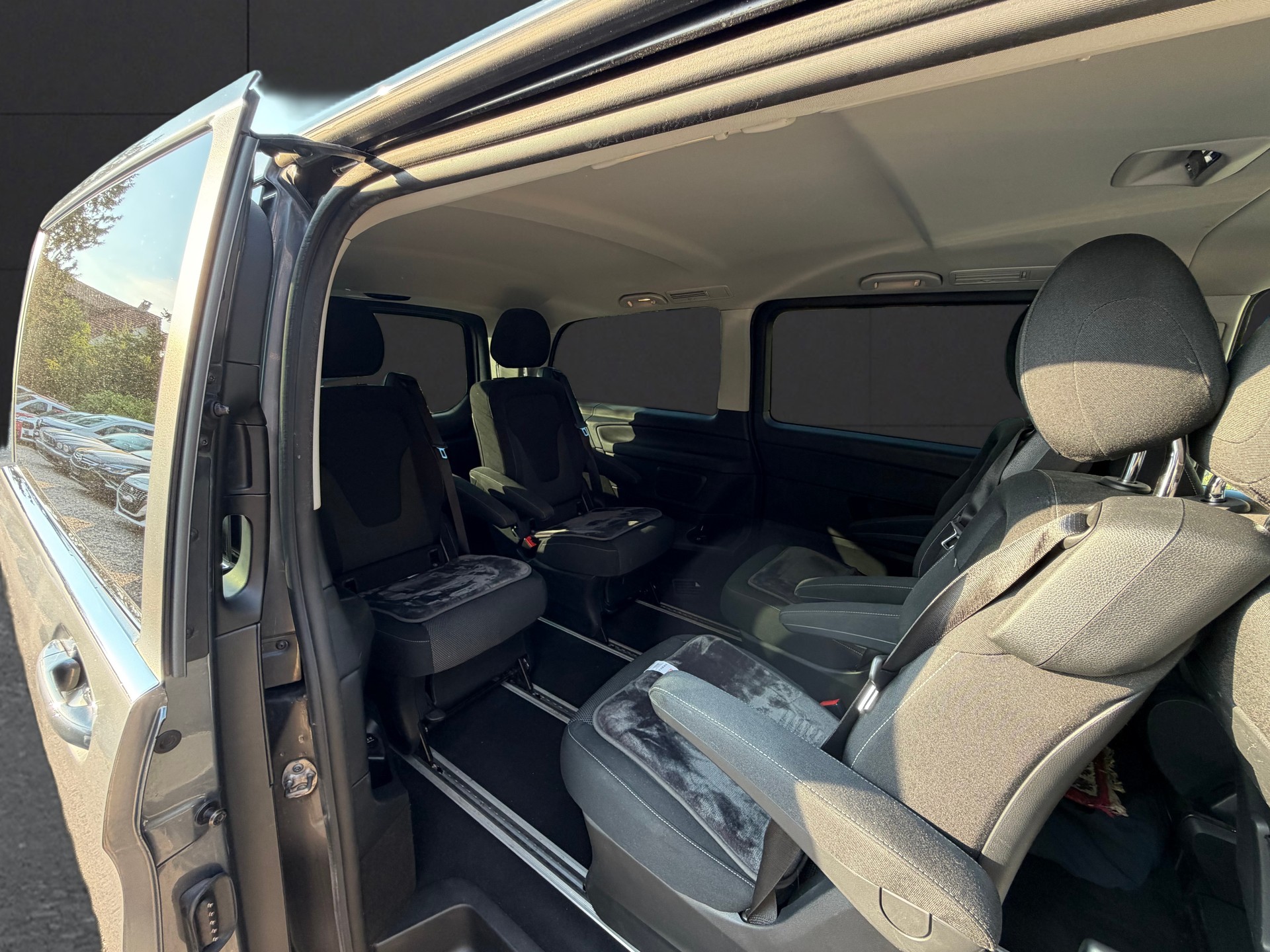 MERCEDES-BENZ V 250 d Blue Tec lang 4Matic 7G-Tronic-image-7