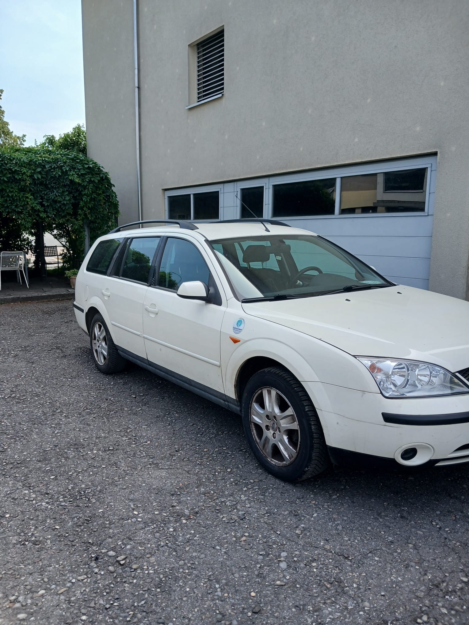 FORD Mondeo 2.0i 16V Carving-image-1